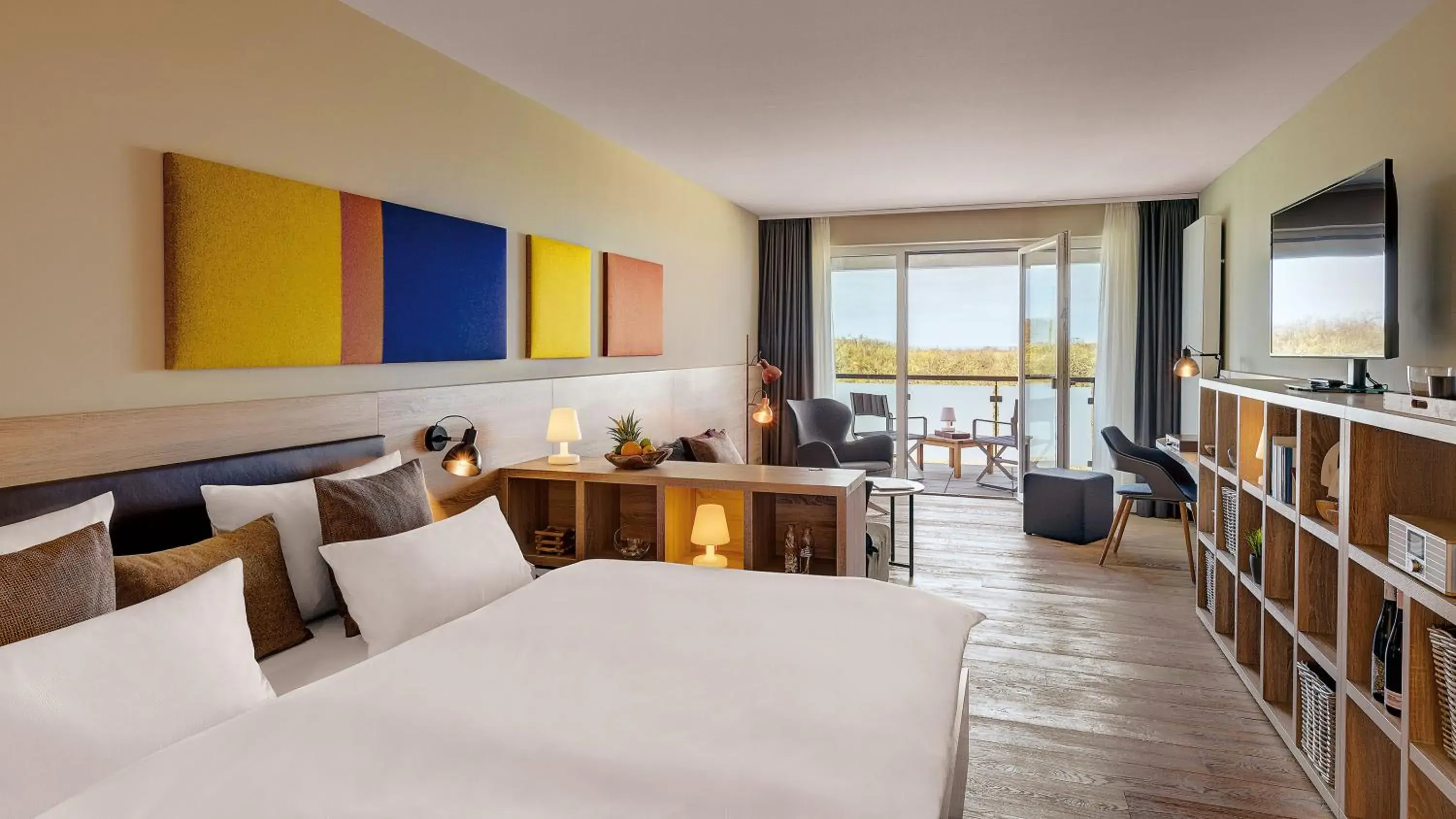 Deluxe Junior Suite with Balcony or Terrace in Die Sandburg Deluxe Junior Suite with Balcony or Terrace in Die Sandburg