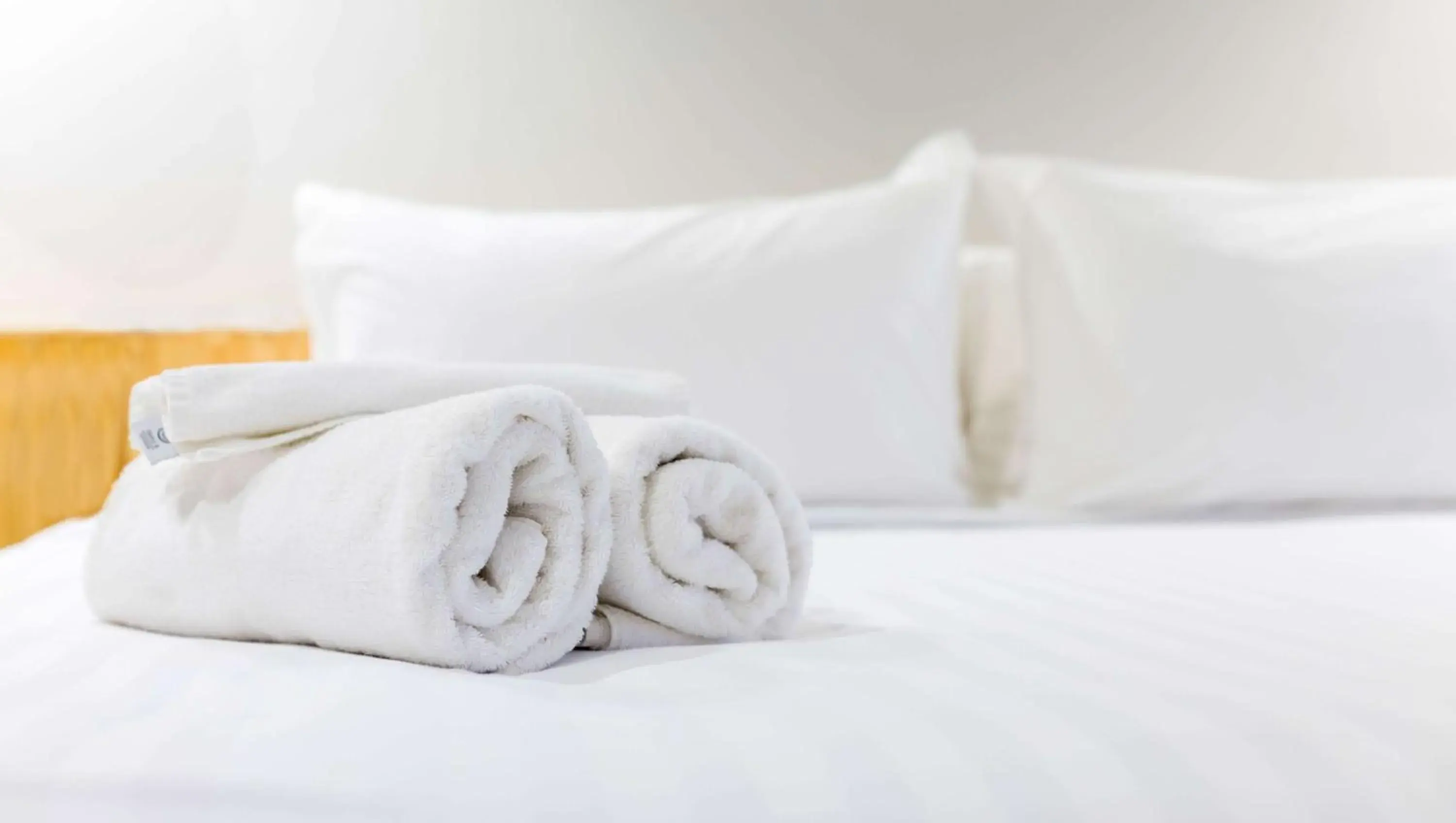 King Room in Will Rogers Inn King Room in Will Rogers Inn