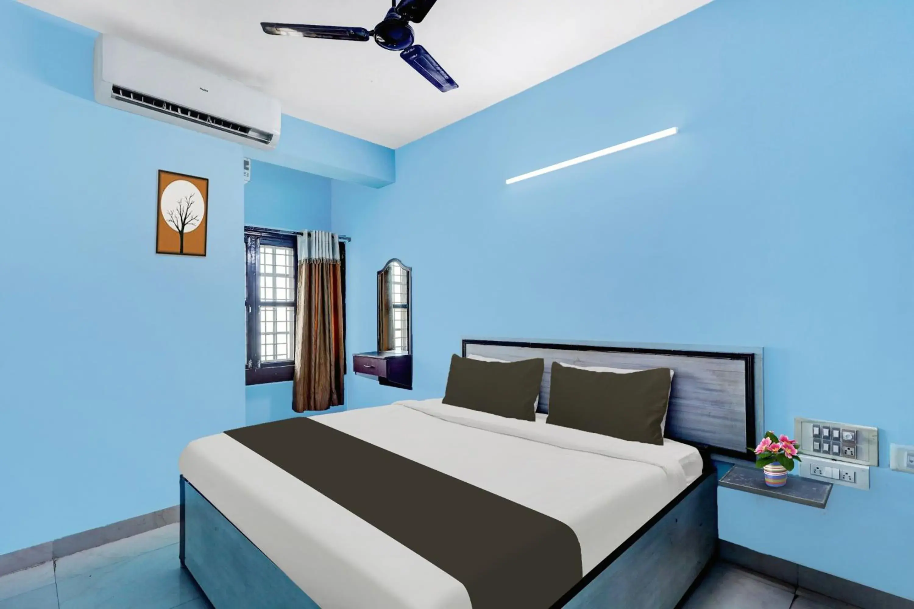 Classic Triple Room - single occupancy in Super Hotel O Kennedy Nagar Near Railway Station formerly Jayalakshmi Residency Classic Triple Room - single occupancy in Super Hotel O Kennedy Nagar Near Railway Station formerly Jayalakshmi Residency