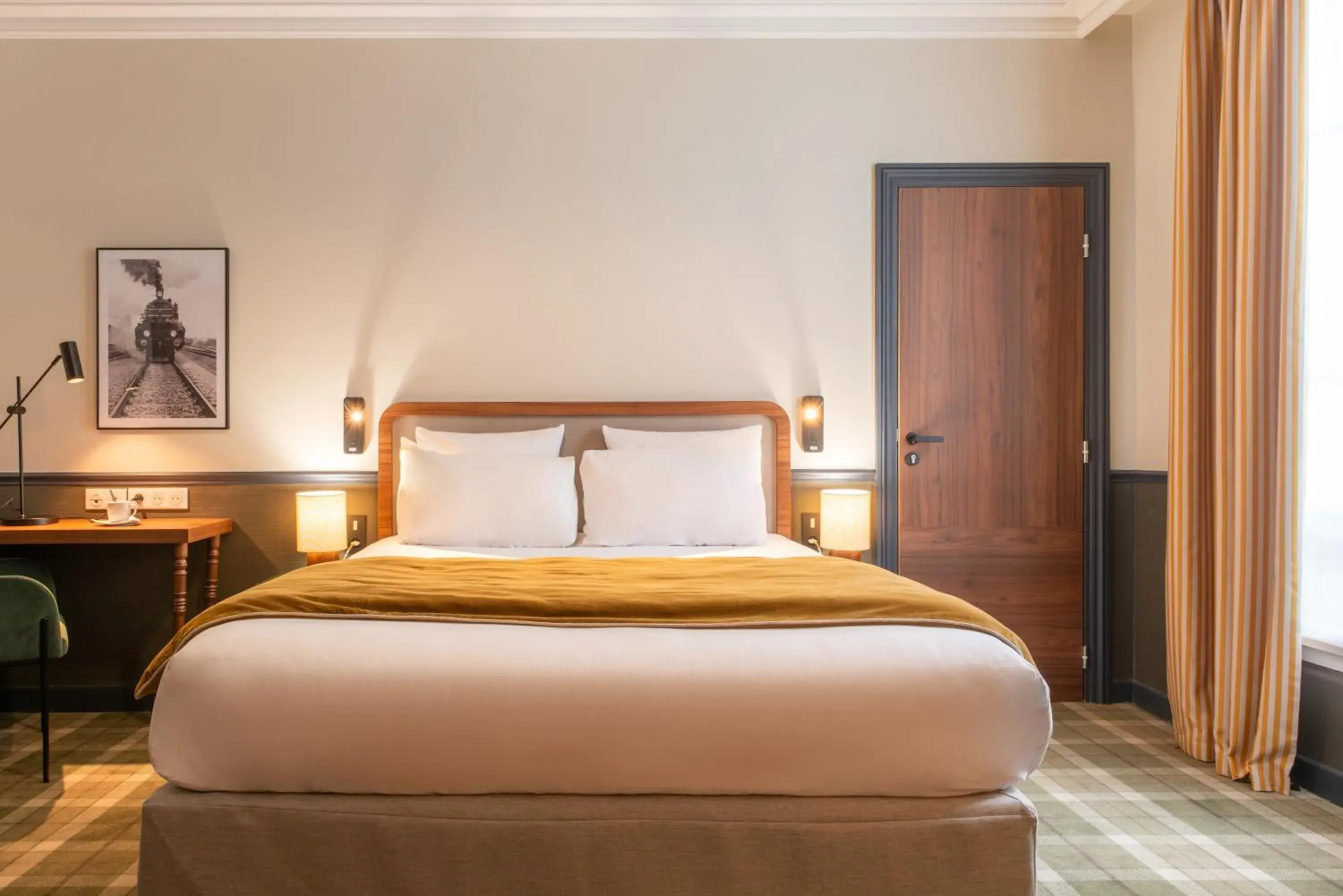 Superior Double Room in Hotel Terminus Lyon Superior Double Room in Hotel Terminus Lyon