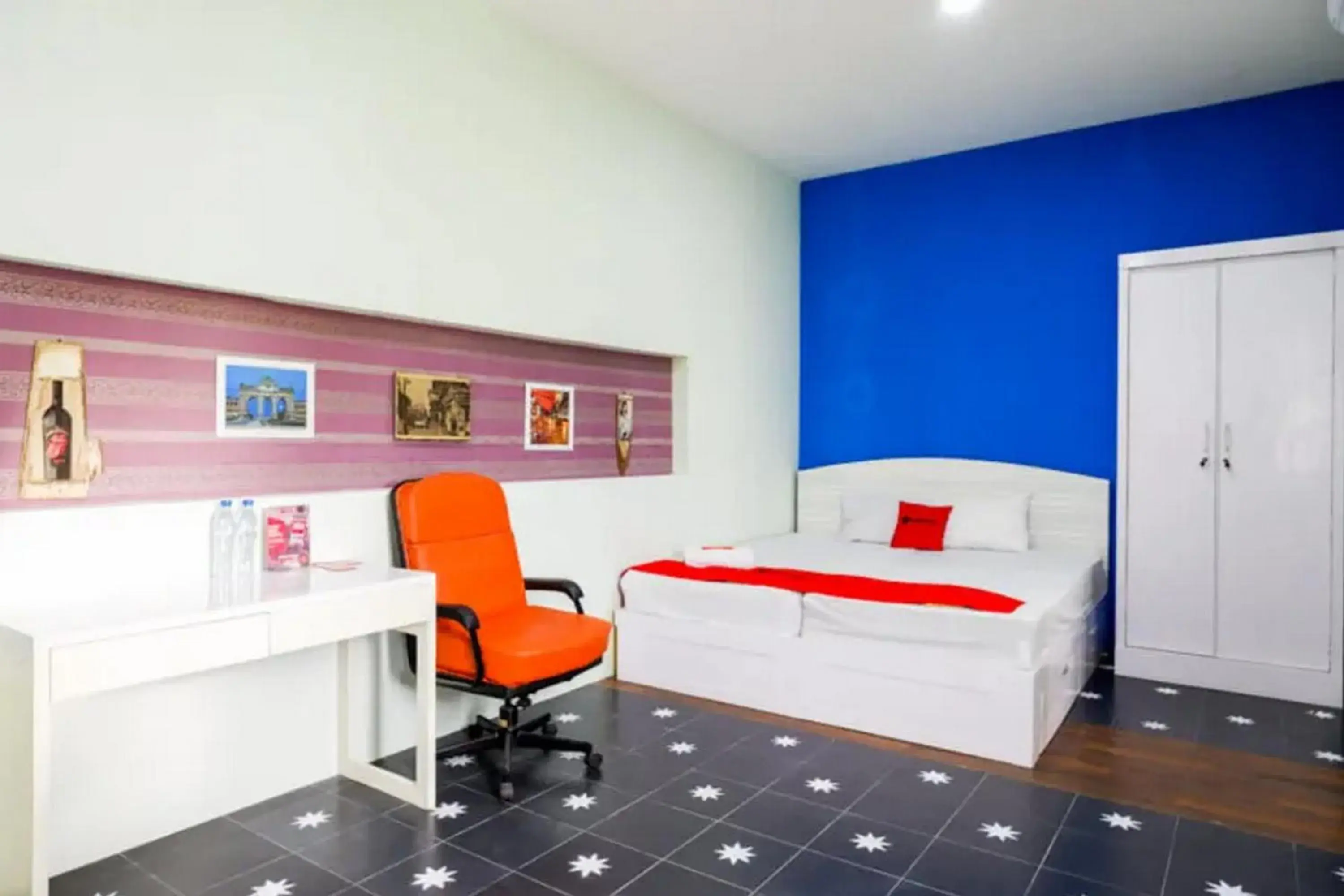 Deluxe Room in RedDoorz near UMY Yogyakarta 3 Deluxe Room in RedDoorz near UMY Yogyakarta 3