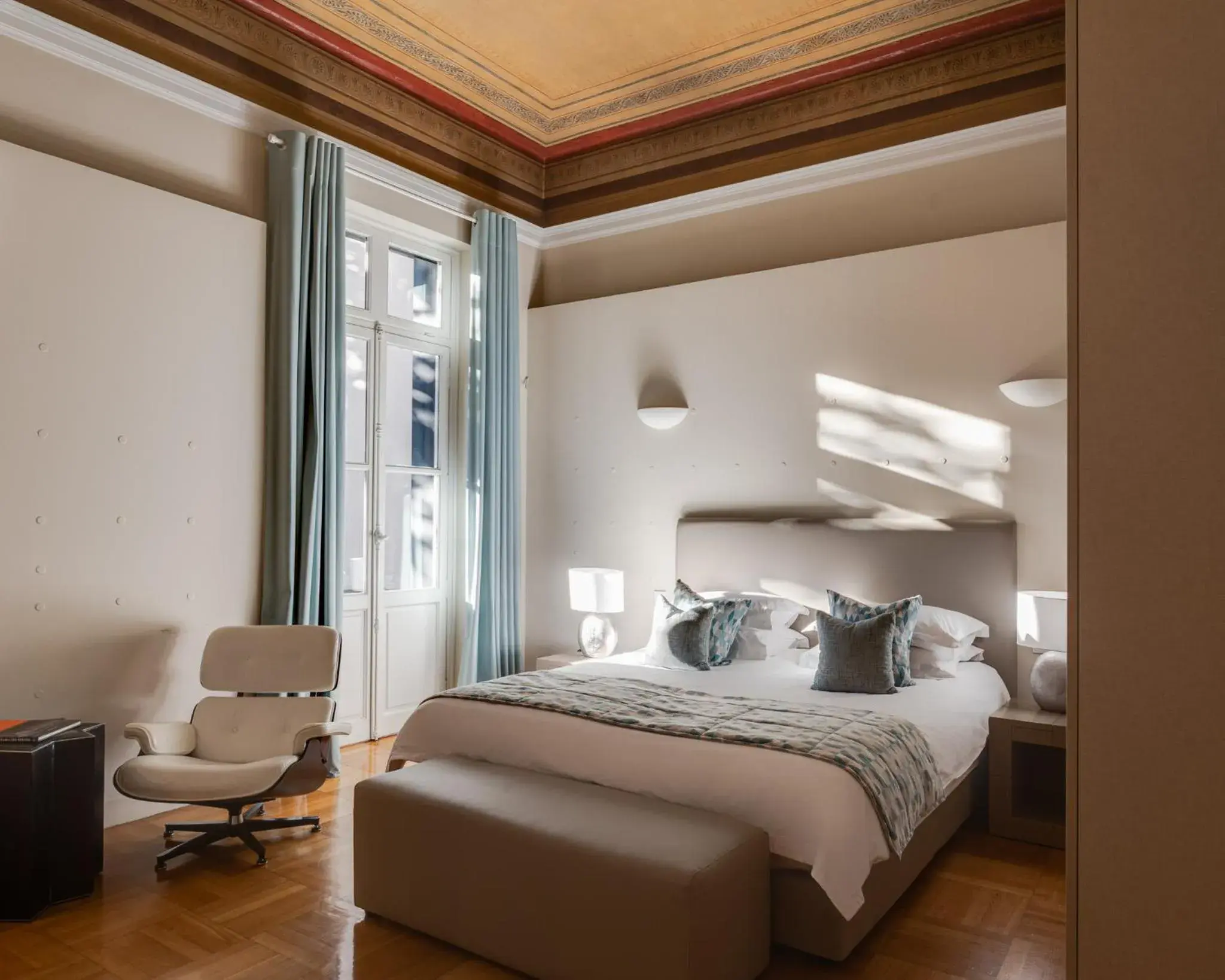 Suite with Balcony in 33SolonosSuites Suite with Balcony in 33SolonosSuites