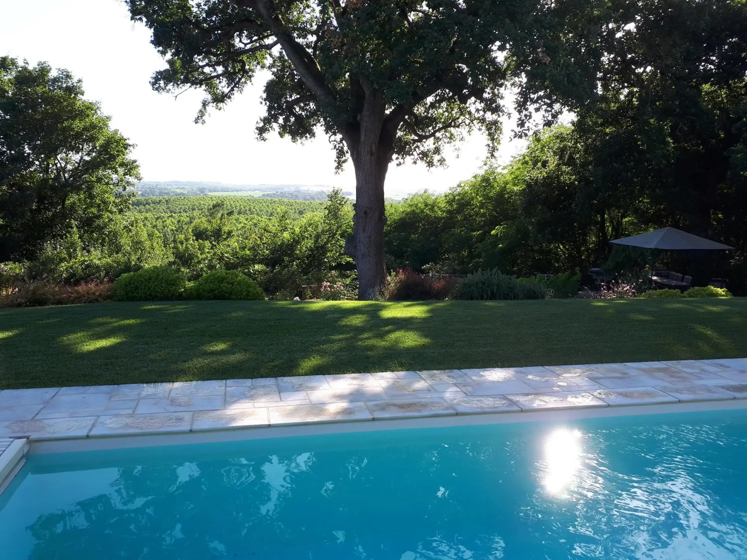 Triple Room with Private Bathroom - single occupancy in La Chênaie Triple Room with Private Bathroom - single occupancy in La Chênaie