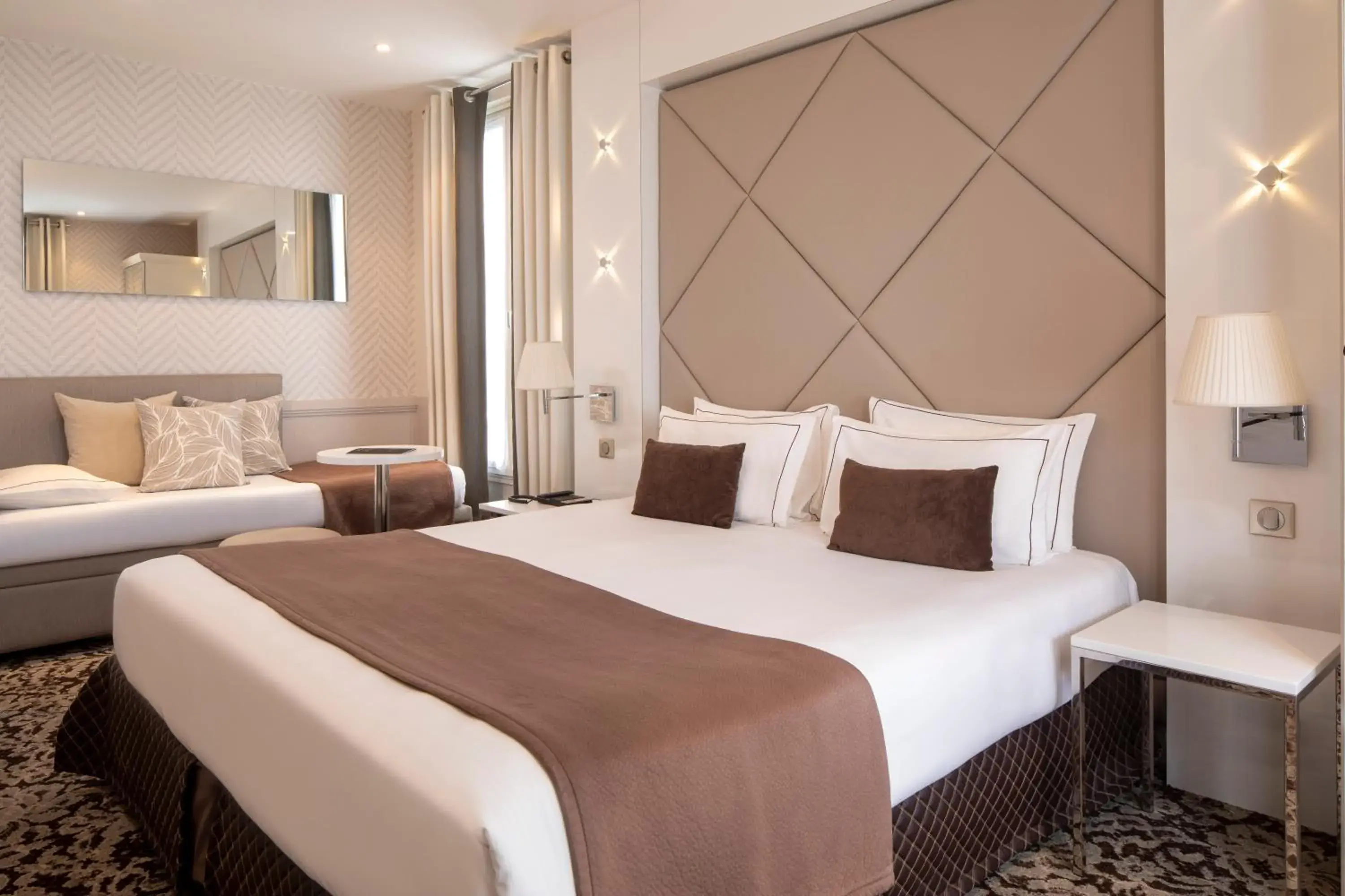 Deluxe Room in Longchamp Elysées Deluxe Room in Longchamp Elysées