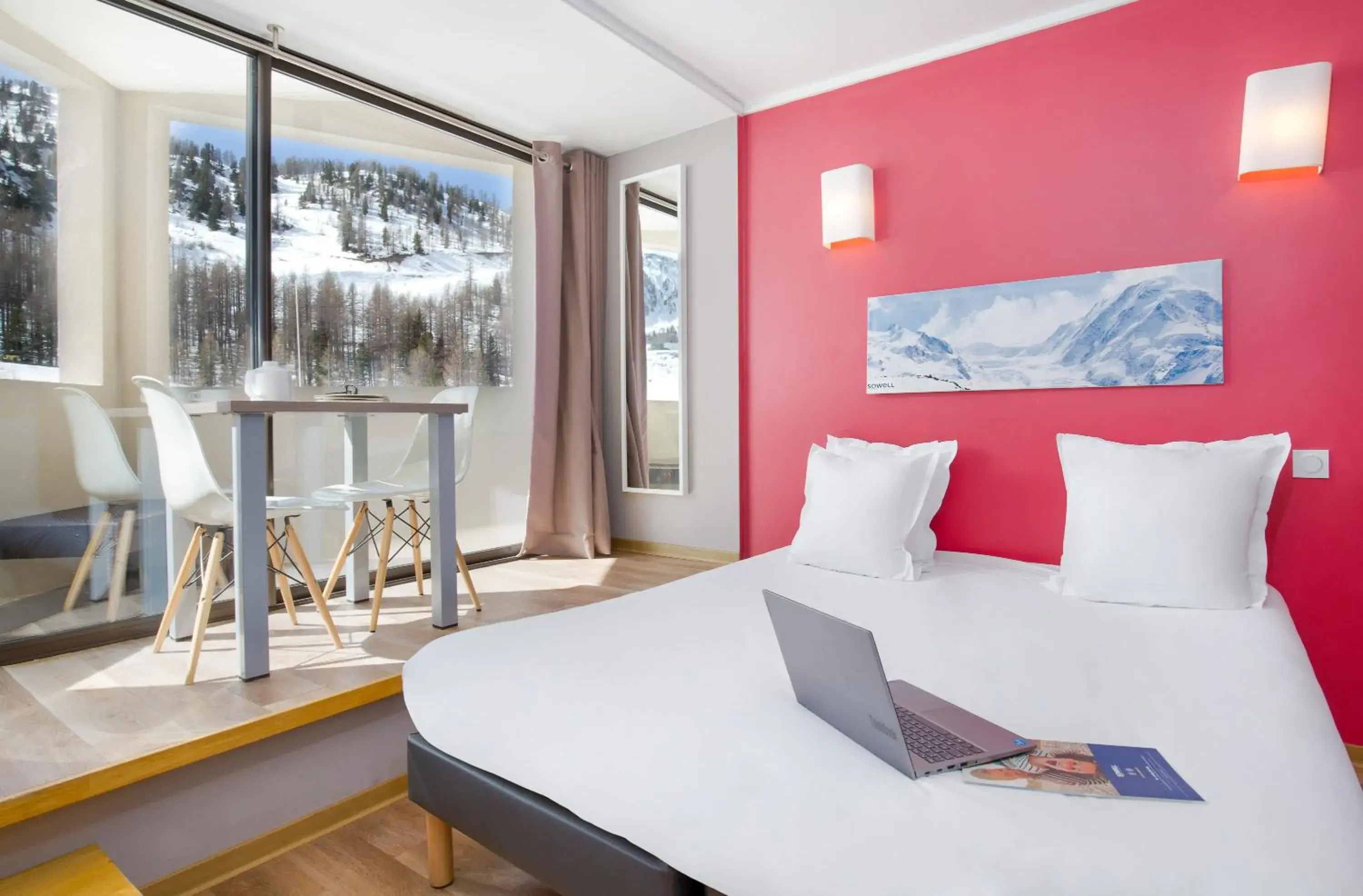 Studio with Balcony in SOWELL RESIDENCES New Chastillon Studio with Balcony in SOWELL RESIDENCES New Chastillon