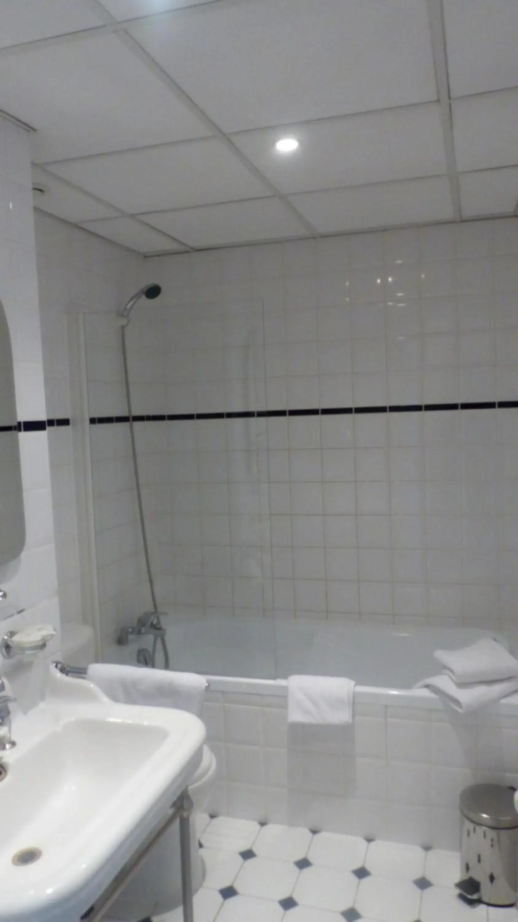 Twin Room in Hotel De L'Europe Twin Room in Hotel De L'Europe