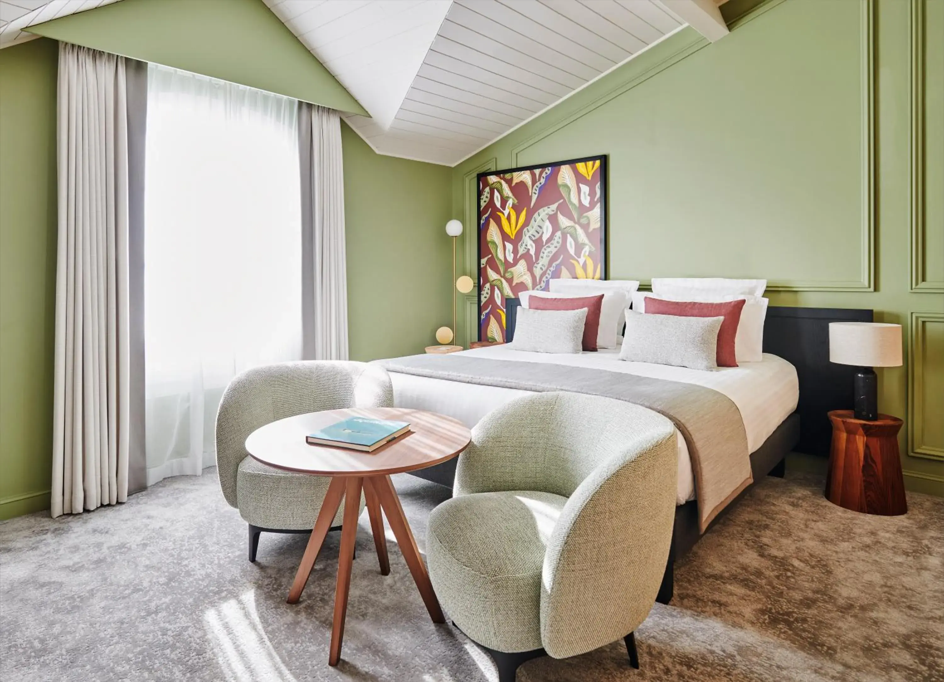 Superior Double Room in Château Hôtel Grand Barrail Superior Double Room in Château Hôtel Grand Barrail