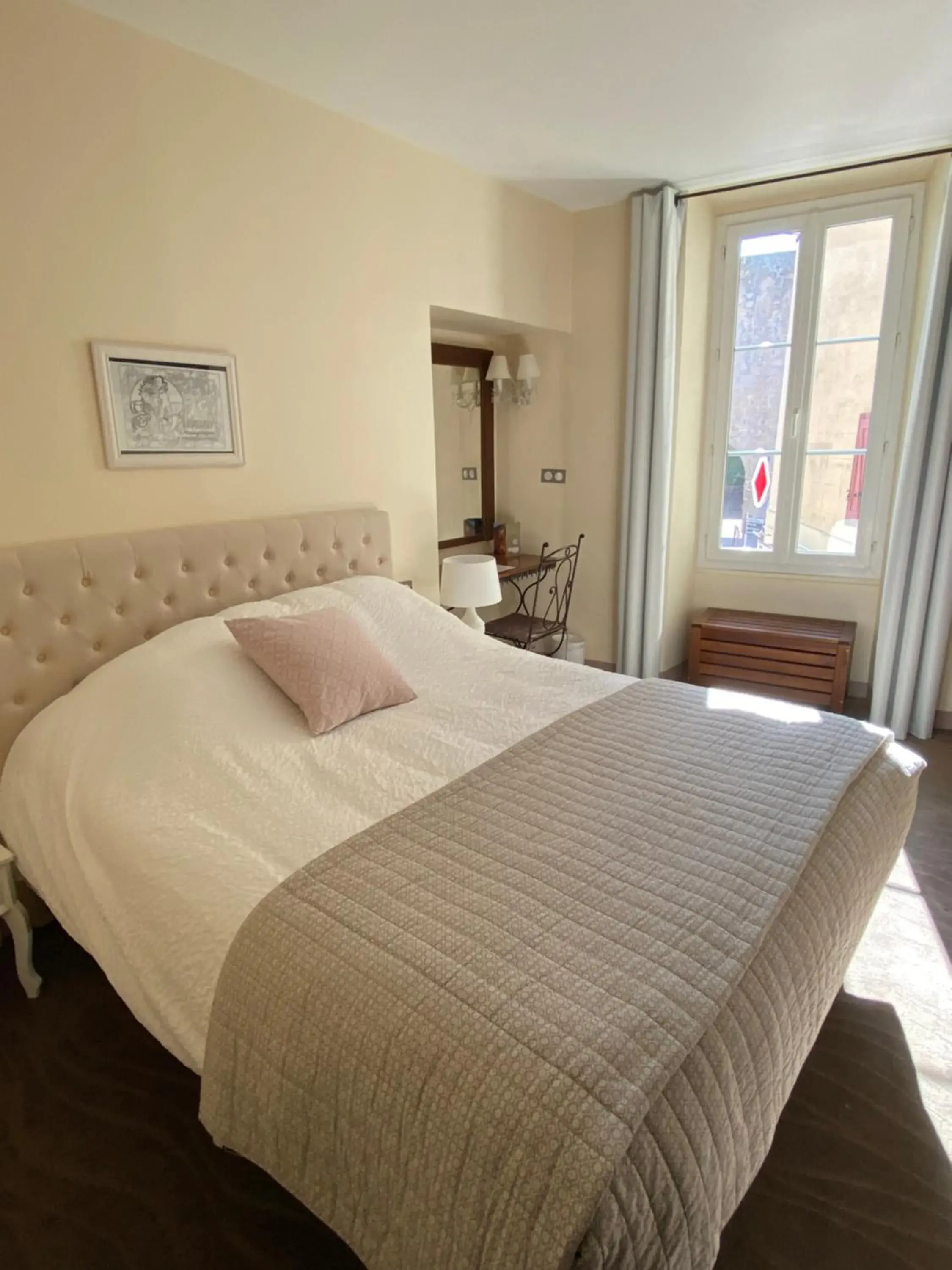 Superior Room (3-4 People) in Châteaux Demeures Vallée de L'Arc Superior Room (3-4 People) in Châteaux Demeures Vallée de L'Arc