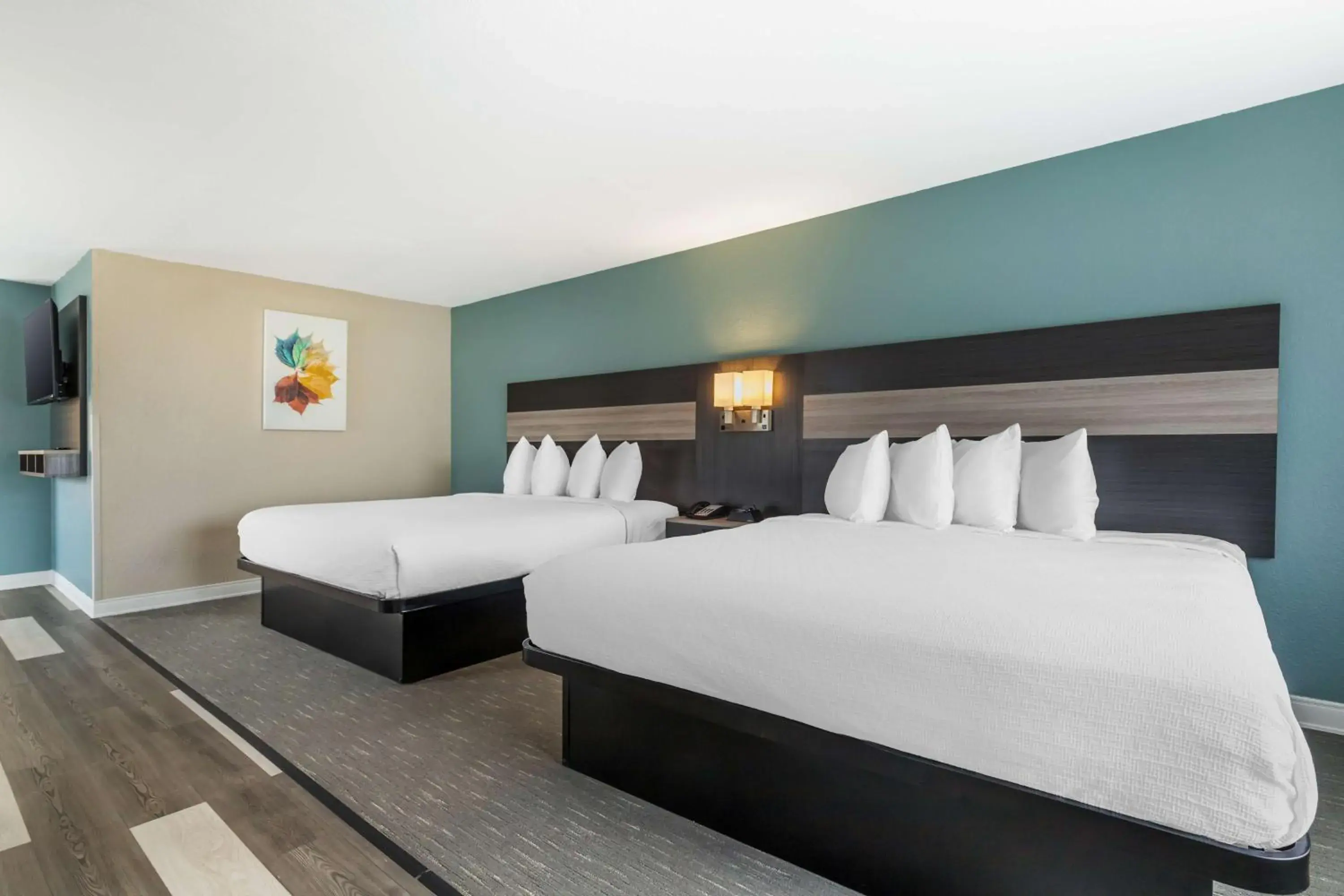 King Suite with Two King Beds and Sofa Bed - Non-Smoking in Best Western Prime Inn & Suites King Suite with Two King Beds and Sofa Bed - Non-Smoking in Best Western Prime Inn & Suites