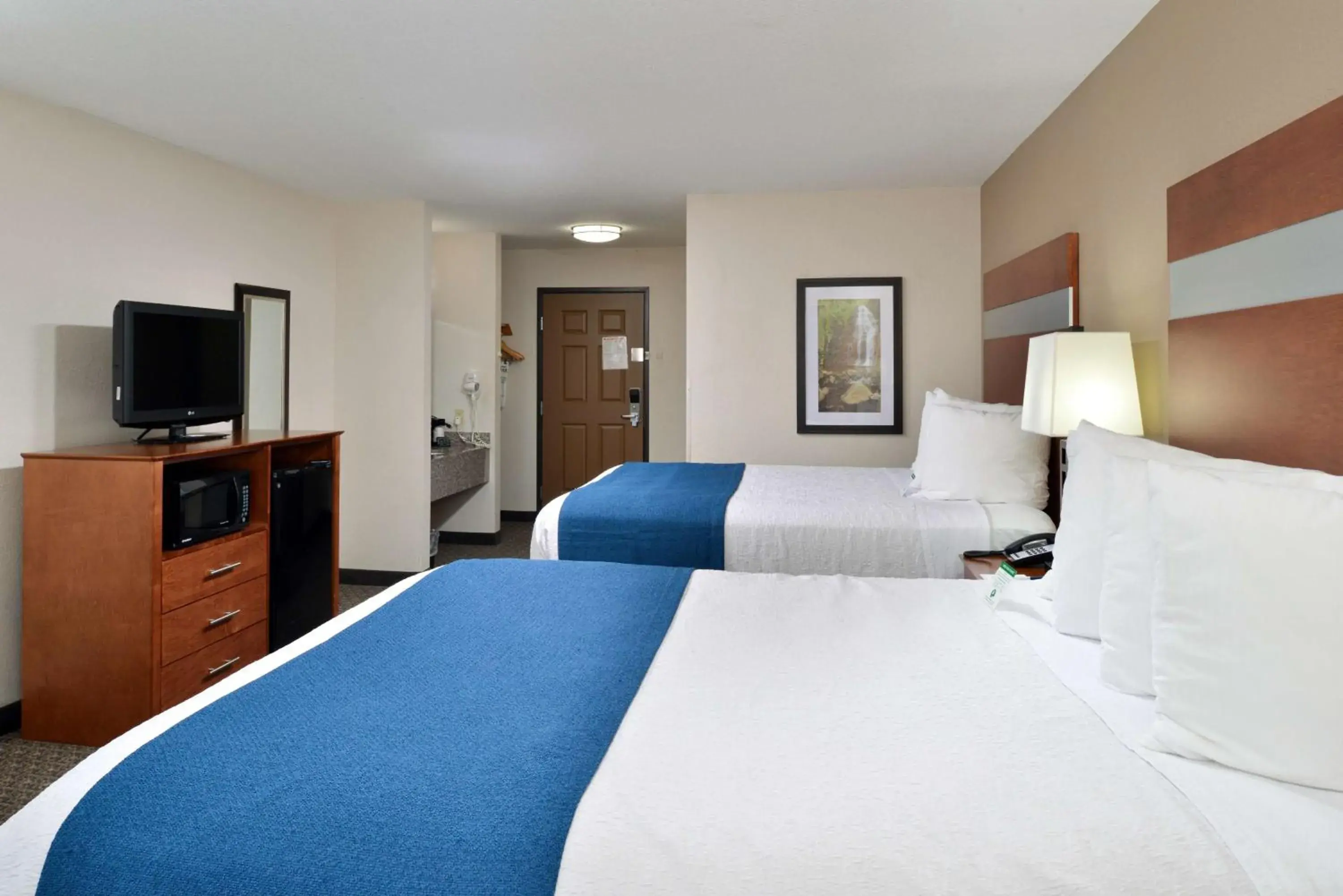 Queen Room with Two Queen Beds - Non-Smoking in Best Western Big Spring Lodge Queen Room with Two Queen Beds - Non-Smoking in Best Western Big Spring Lodge