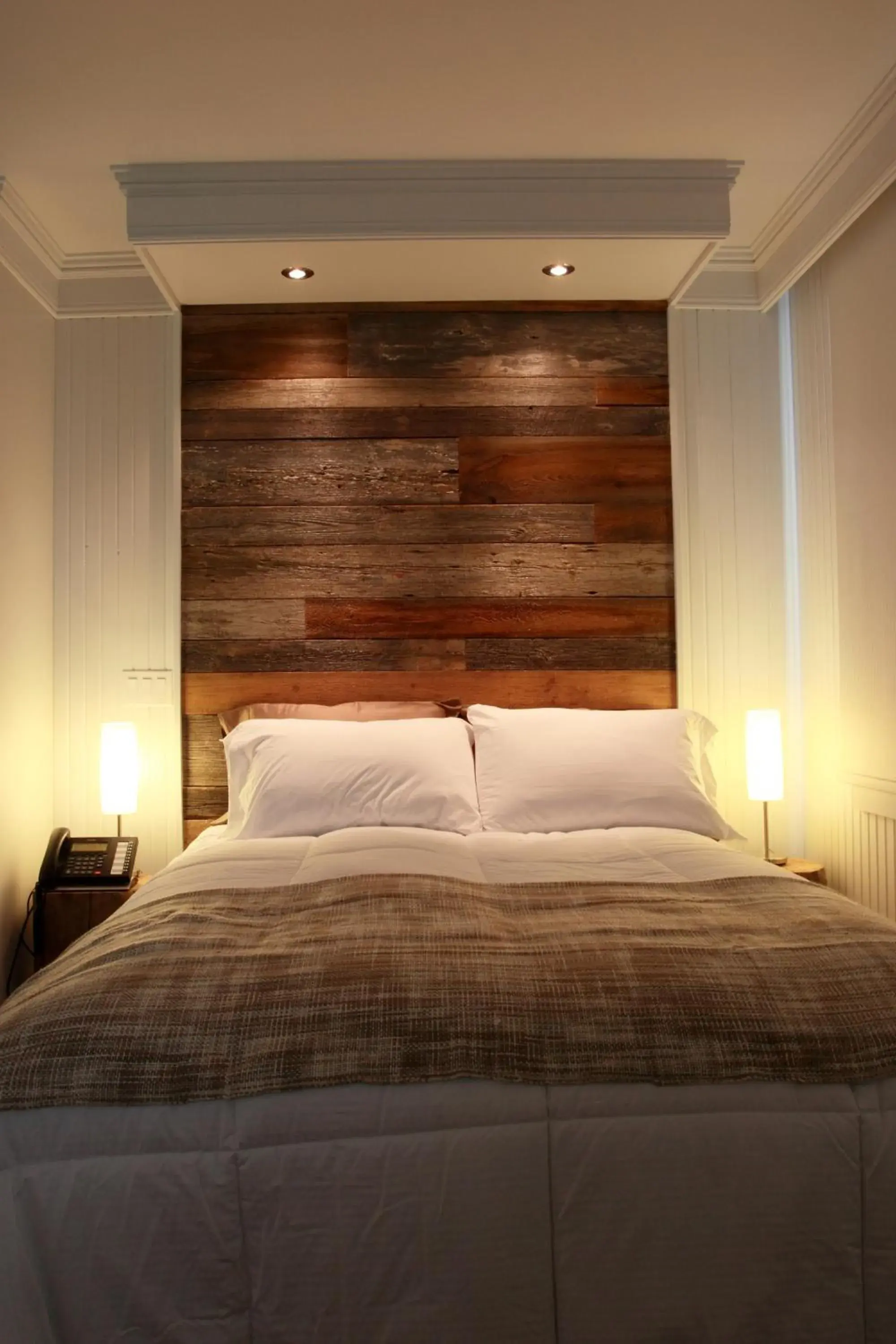 Double Room with Two Double Beds - single occupancy in Village Historique de Val-Jalbert Double Room with Two Double Beds - single occupancy in Village Historique de Val-Jalbert