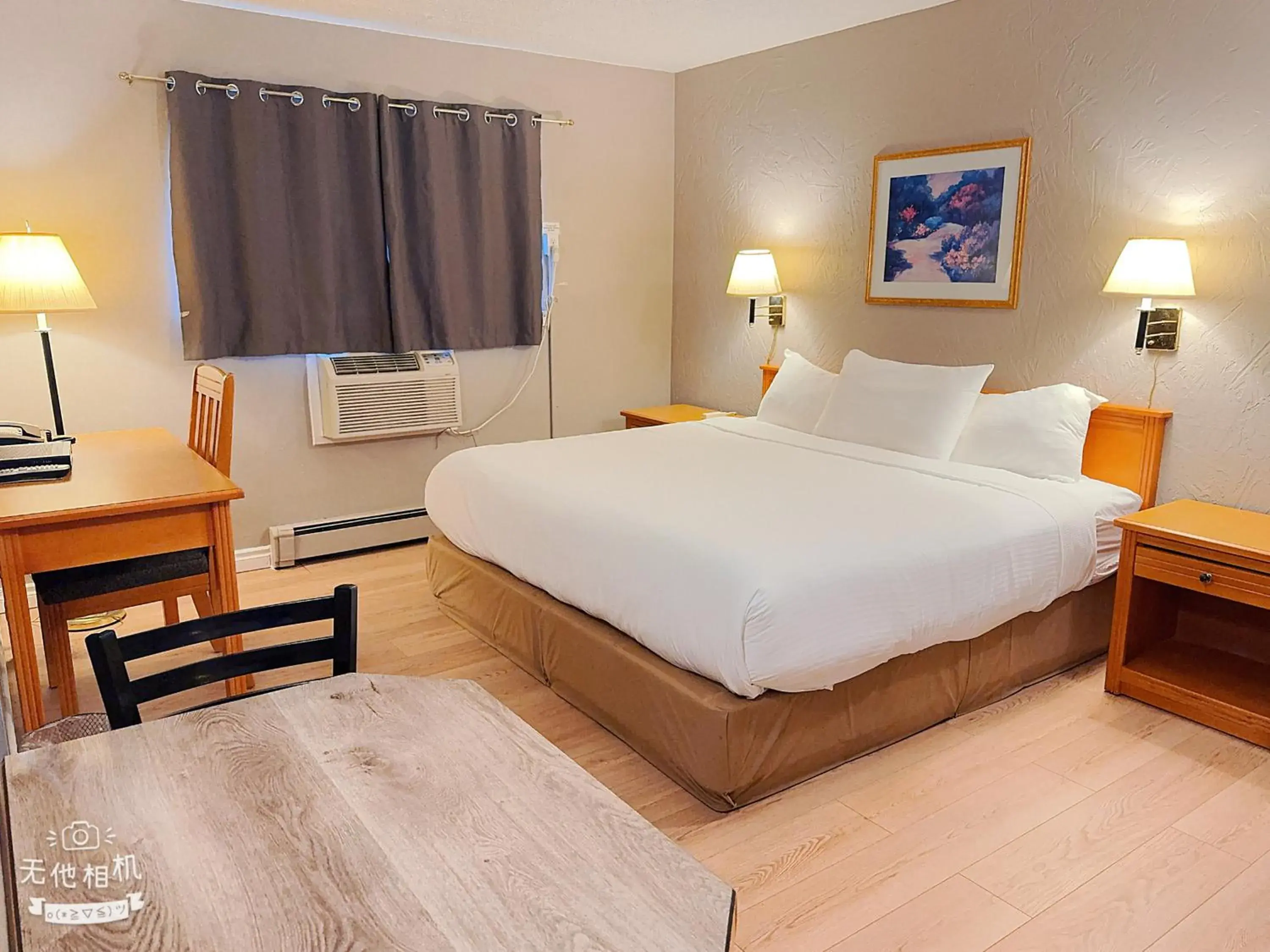 King Studio in Wells Gray Inn King Studio in Wells Gray Inn