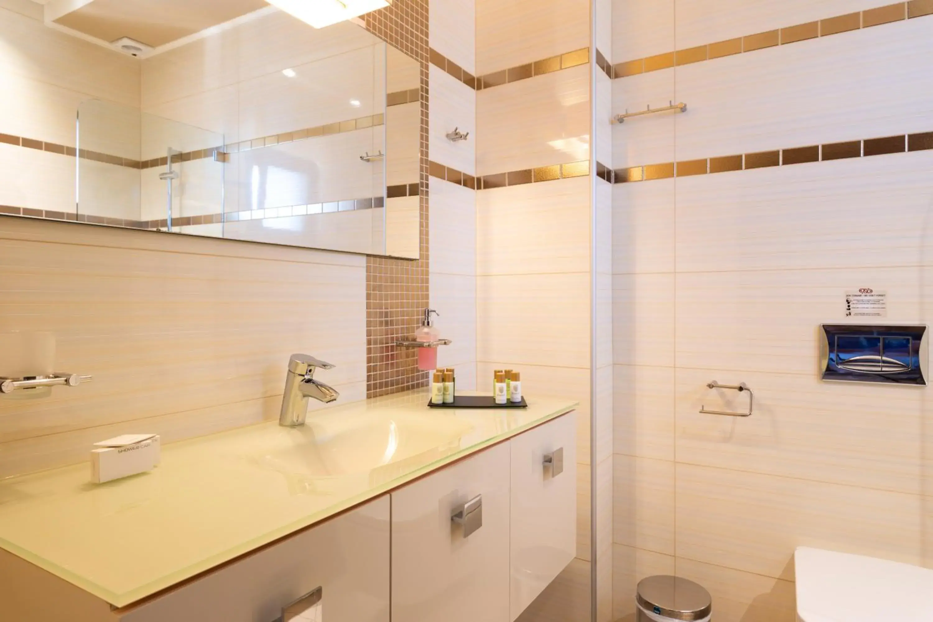 Superior Double Room with Partial Sea View in Sivota Diamond Spa Resort Superior Double Room with Partial Sea View in Sivota Diamond Spa Resort