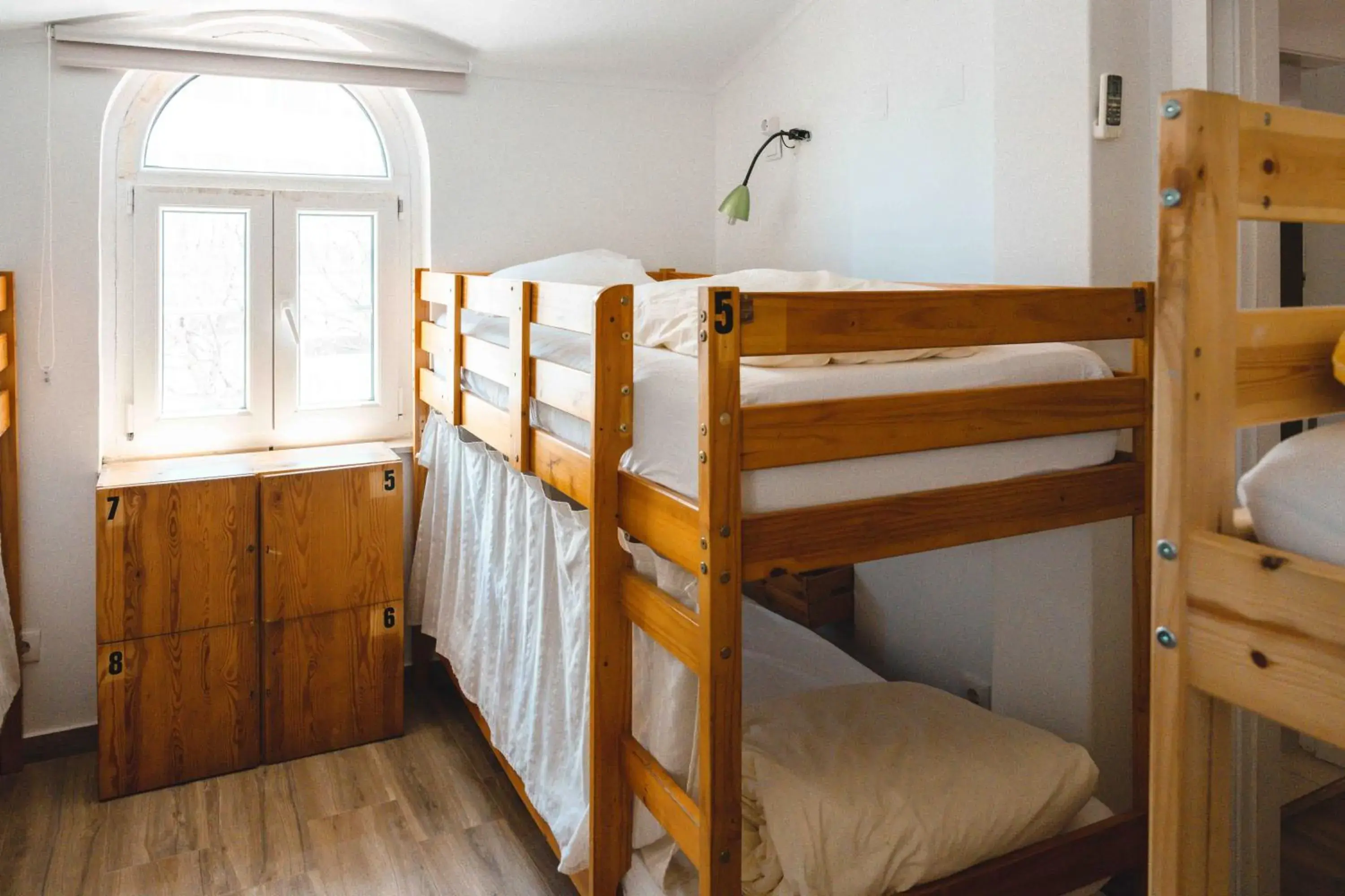 Bunk Bed in Mixed Dormitory Room in Cascais Bay Hostel Bunk Bed in Mixed Dormitory Room in Cascais Bay Hostel