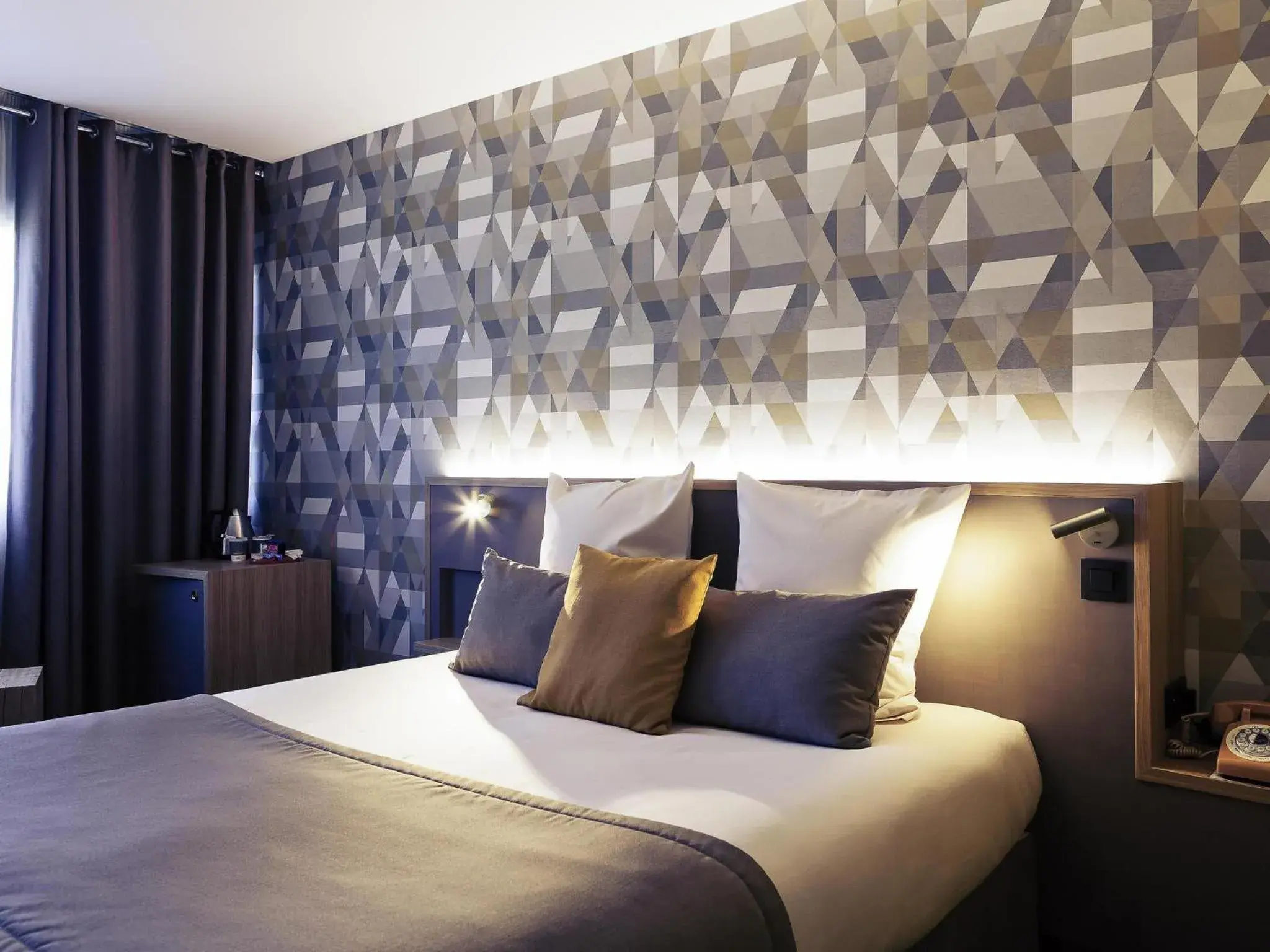 Superior Double Room in Mercure Lyon Charbonnières Superior Double Room in Mercure Lyon Charbonnières