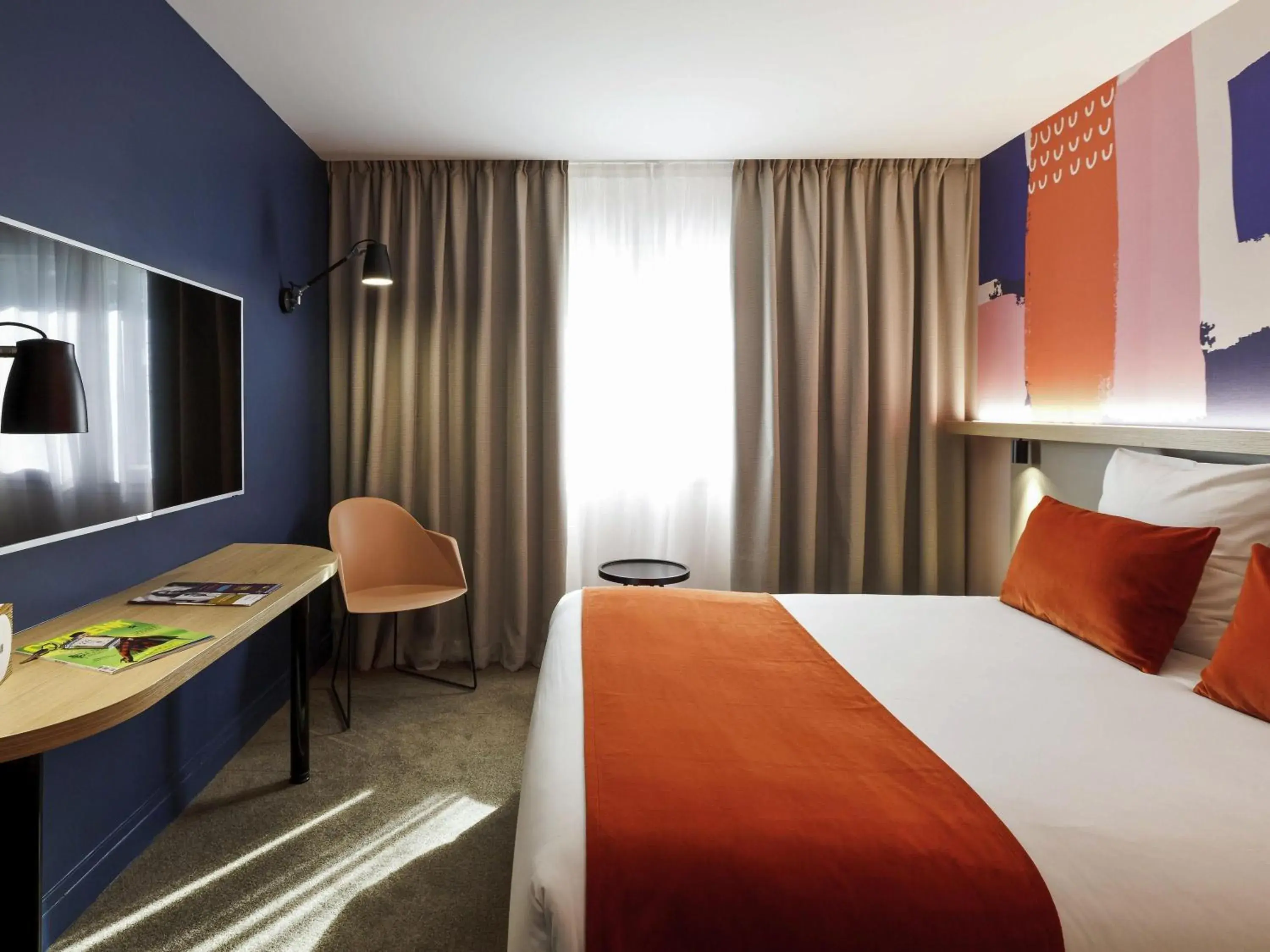 Standard Double Room in Mercure Lyon Charbonnières Standard Double Room in Mercure Lyon Charbonnières