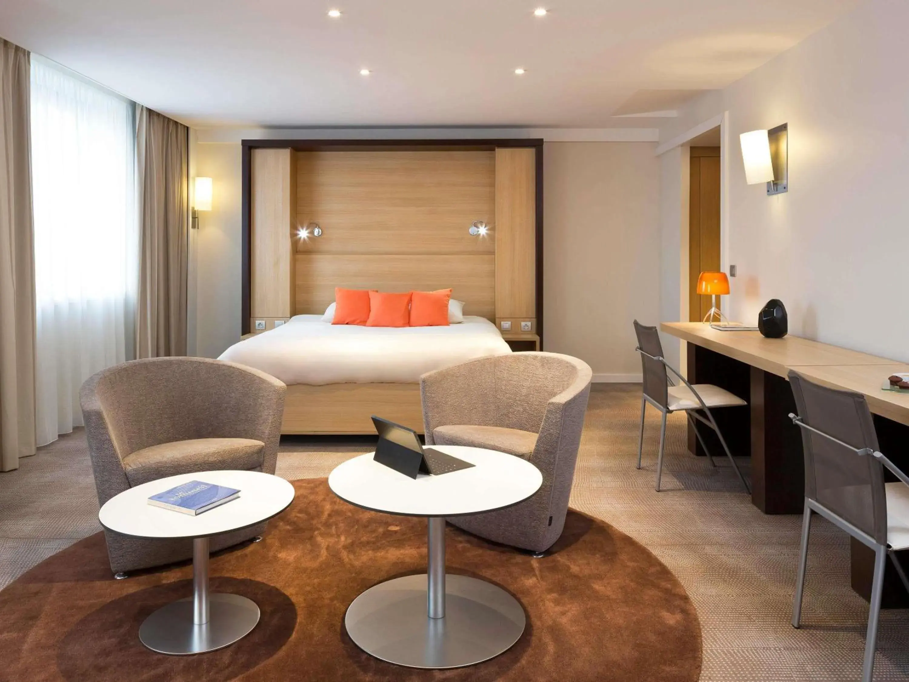 Executive Queen Room in Novotel Paris Roissy CDG Convention Executive Queen Room in Novotel Paris Roissy CDG Convention