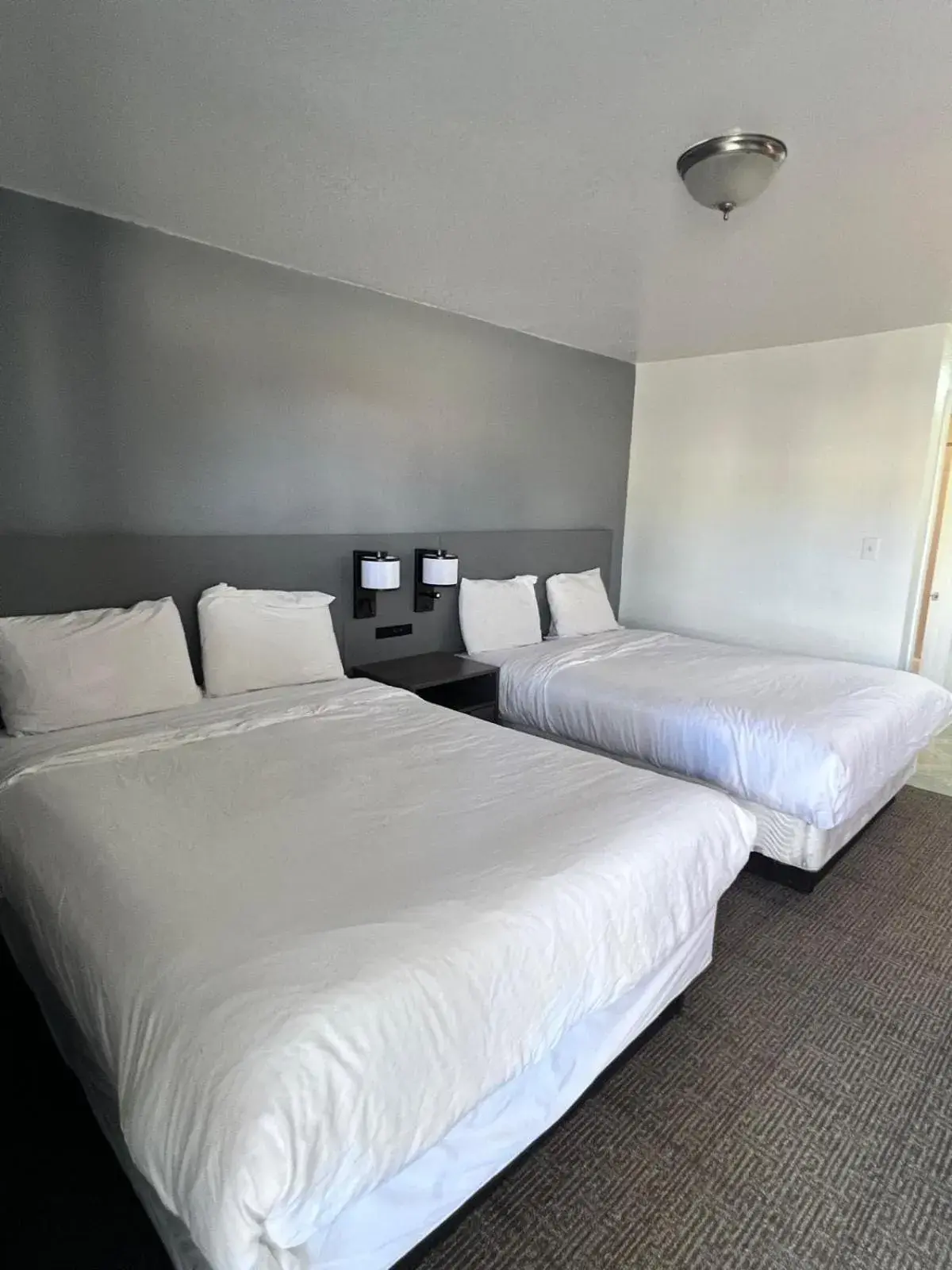 Premium 2 Queen Bed with Kitchenette in OYO Garden Inn and Suites Pearsall I-35 East Premium 2 Queen Bed with Kitchenette in OYO Garden Inn and Suites Pearsall I-35 East
