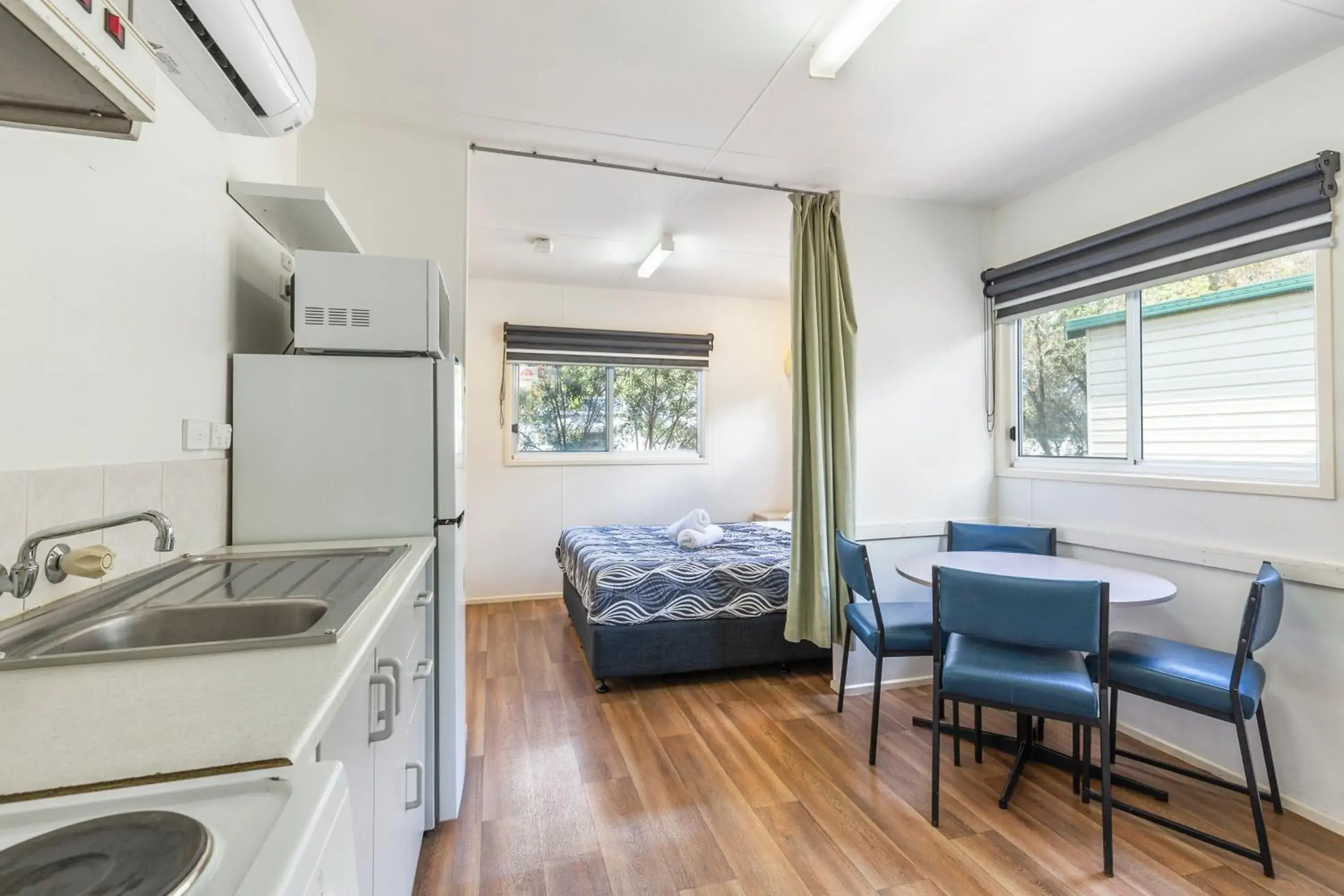 Standard Double Room in Gawler Caravan Park Standard Double Room in Gawler Caravan Park