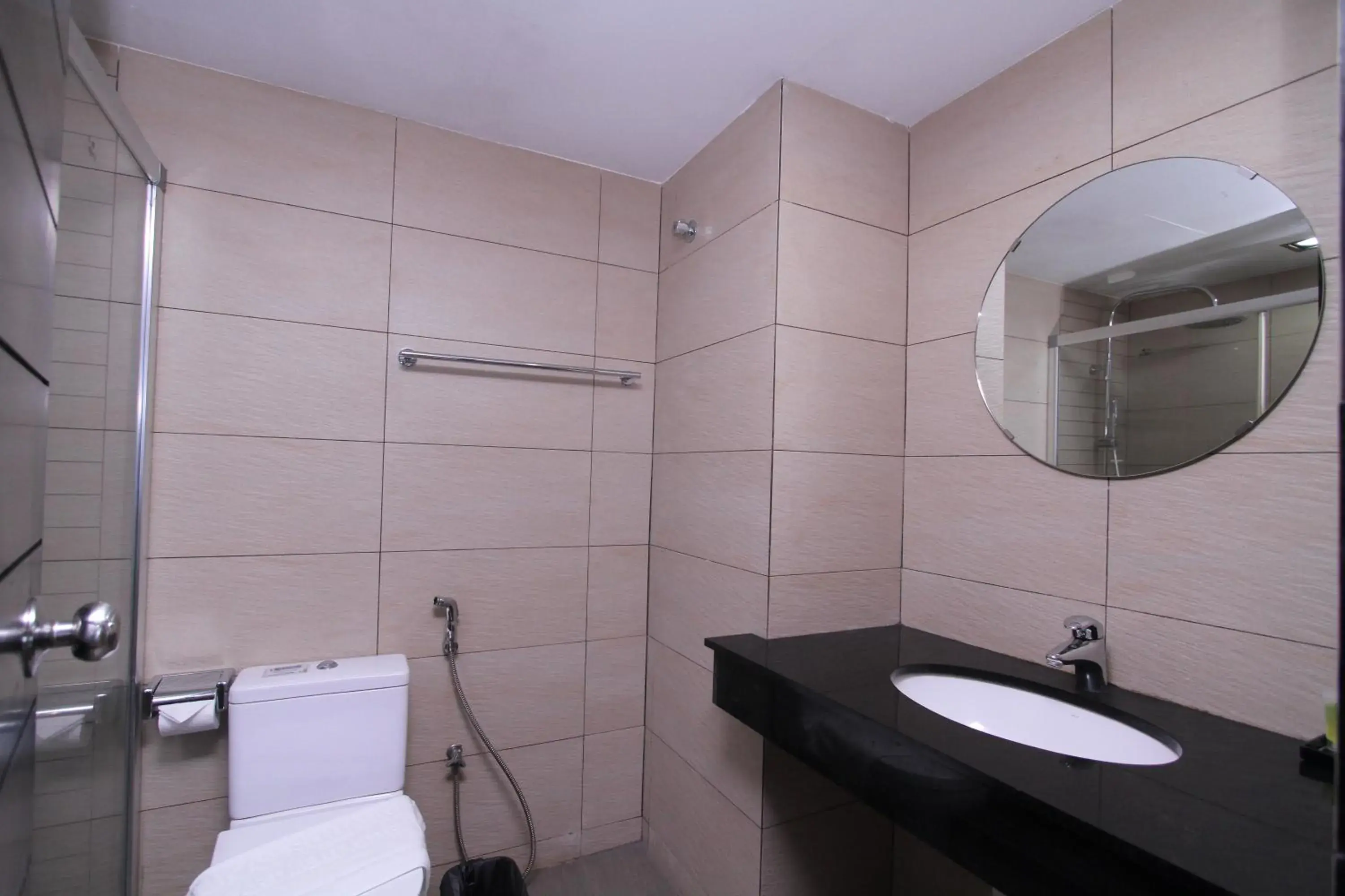 Three-Bedroom Apartment in Likas Square - KK Apartment Suite Three-Bedroom Apartment in Likas Square - KK Apartment Suite