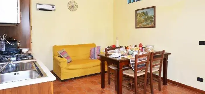 Apartment - single occupancy - Ground Floor in RELAIS ANTICA CORTE AL MOLINO - Adults Only Apartment - single occupancy - Ground Floor in RELAIS ANTICA CORTE AL MOLINO - Adults Only