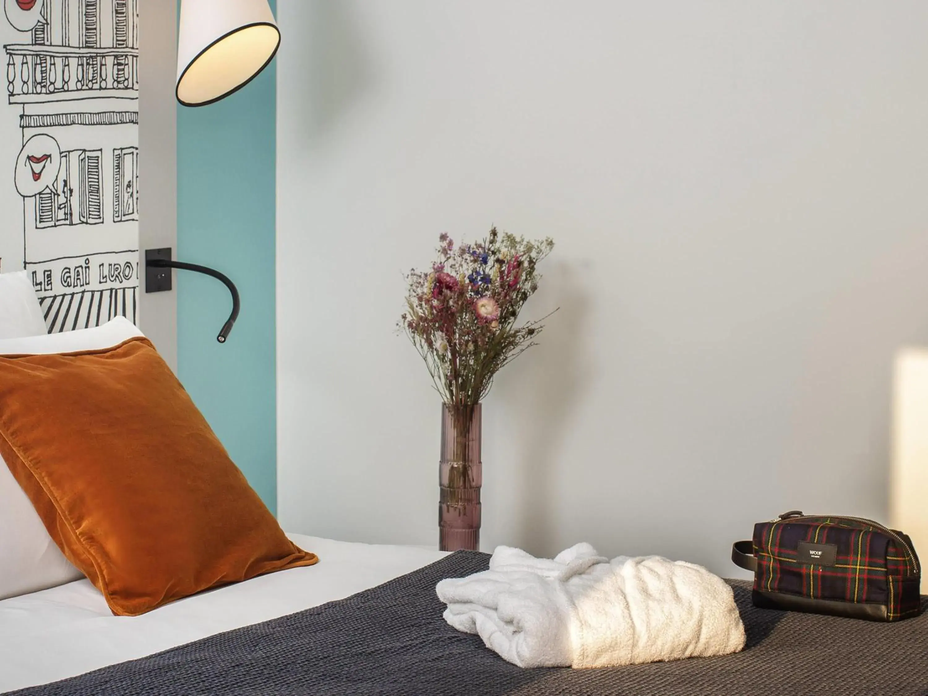 Privilege Room with Terrace in Hôtel Mercure Paris Centre Gare Montparnasse Privilege Room with Terrace in Hôtel Mercure Paris Centre Gare Montparnasse