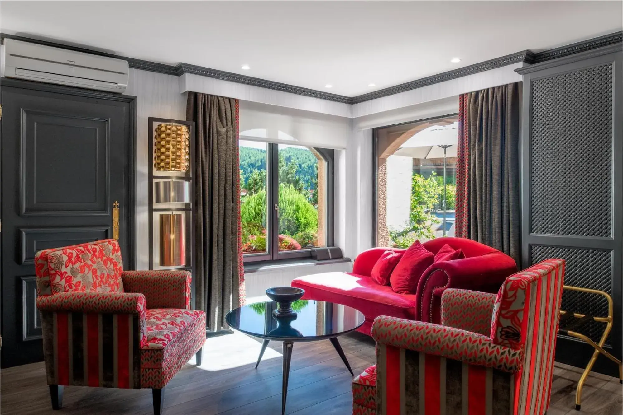 Villa 'Suite Baptiste' in LA CHENEAUDIÈRE - Hôtel Spa - Relais & Châteaux - Restaurant étoilé Villa 'Suite Baptiste' in LA CHENEAUDIÈRE - Hôtel Spa - Relais & Châteaux - Restaurant étoilé