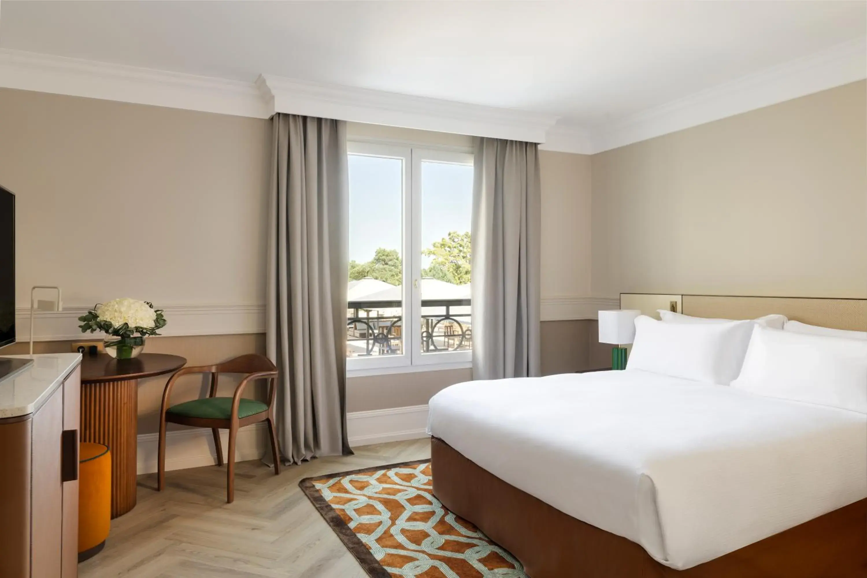 Classic Room in InterContinental Hotels Chantilly Chateau Mont Royal by IHG Classic Room in InterContinental Hotels Chantilly Chateau Mont Royal by IHG