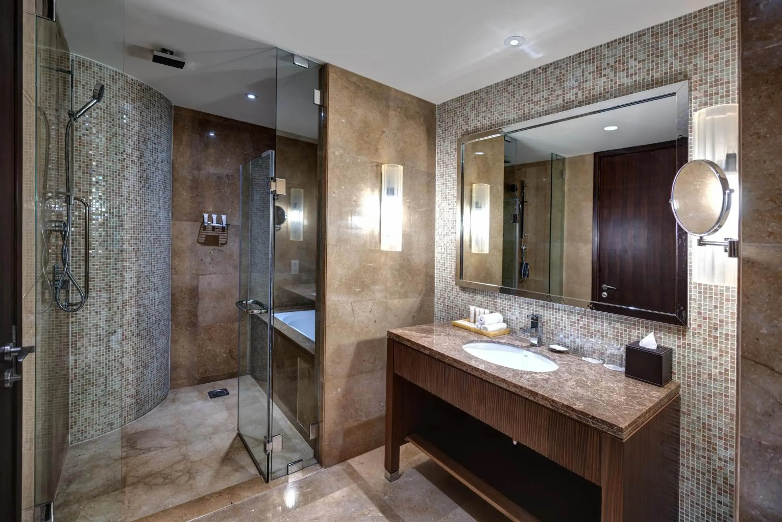 Standard Twin Room with Balcony and Pool View in Crowne Plaza Duqm by IHG Standard Twin Room with Balcony and Pool View in Crowne Plaza Duqm by IHG