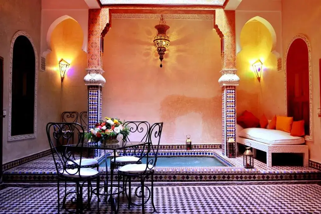 Riad Charik Riad Charik