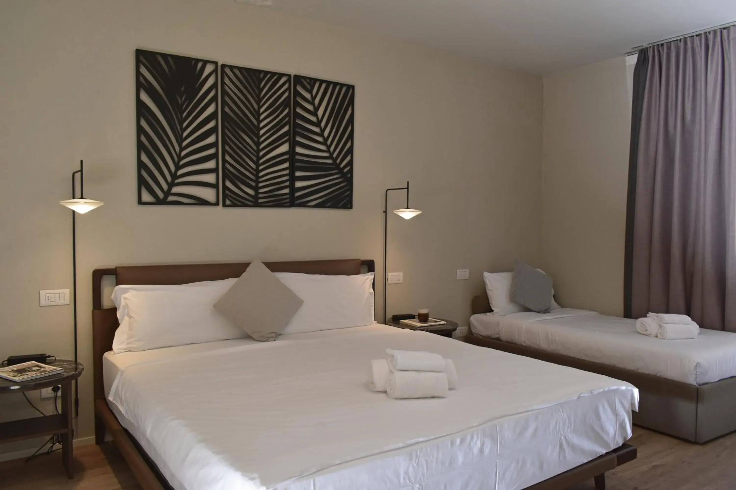 Triple Room in Villa Pioppi Hotel Triple Room in Villa Pioppi Hotel