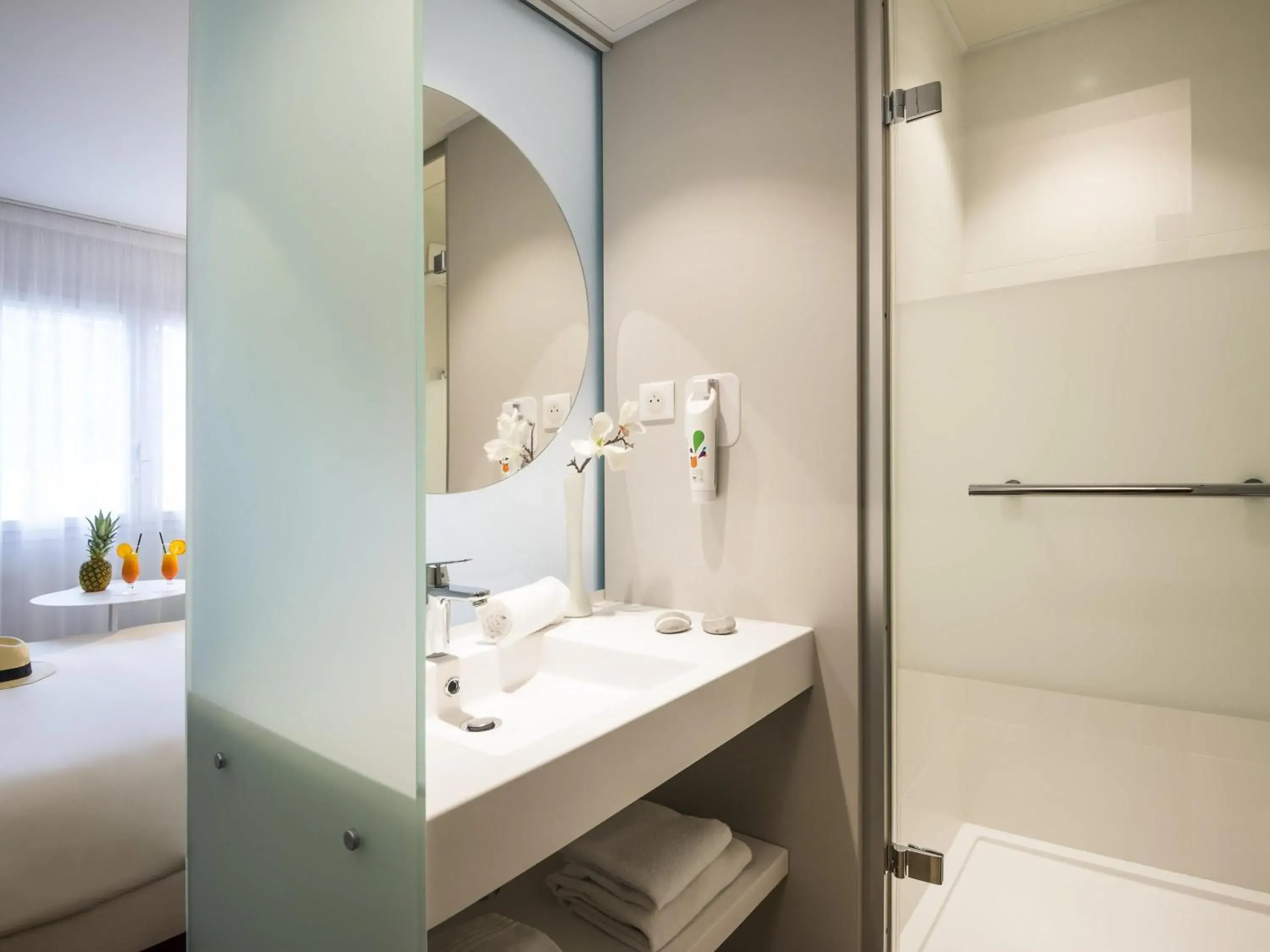 Standard Double Room in ibis Styles Nice Cap 3000 Aéroport Standard Double Room in ibis Styles Nice Cap 3000 Aéroport