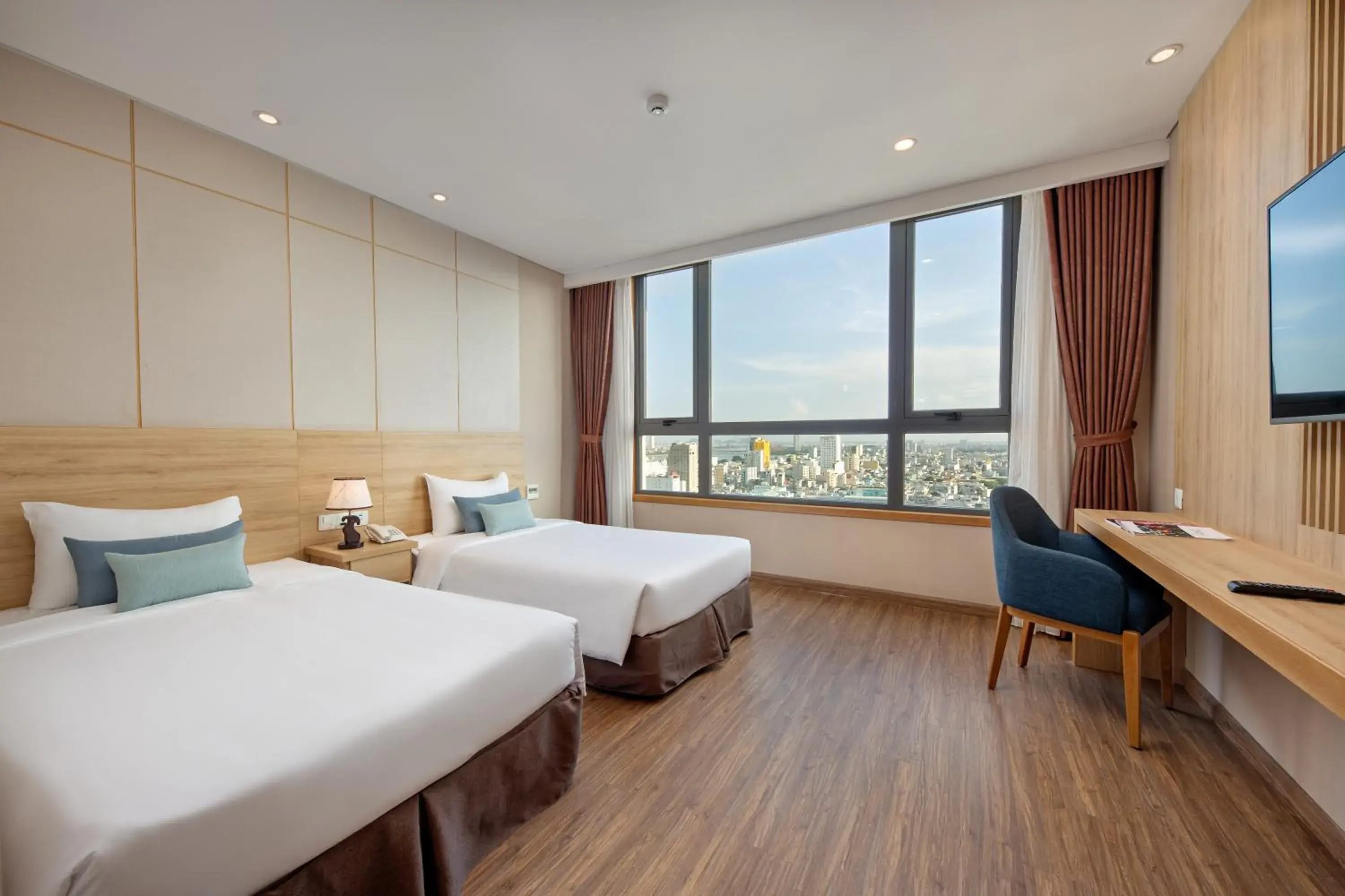 Deluxe Triple Room in G8 Luxury Hotel and Spa Da Nang Deluxe Triple Room in G8 Luxury Hotel and Spa Da Nang