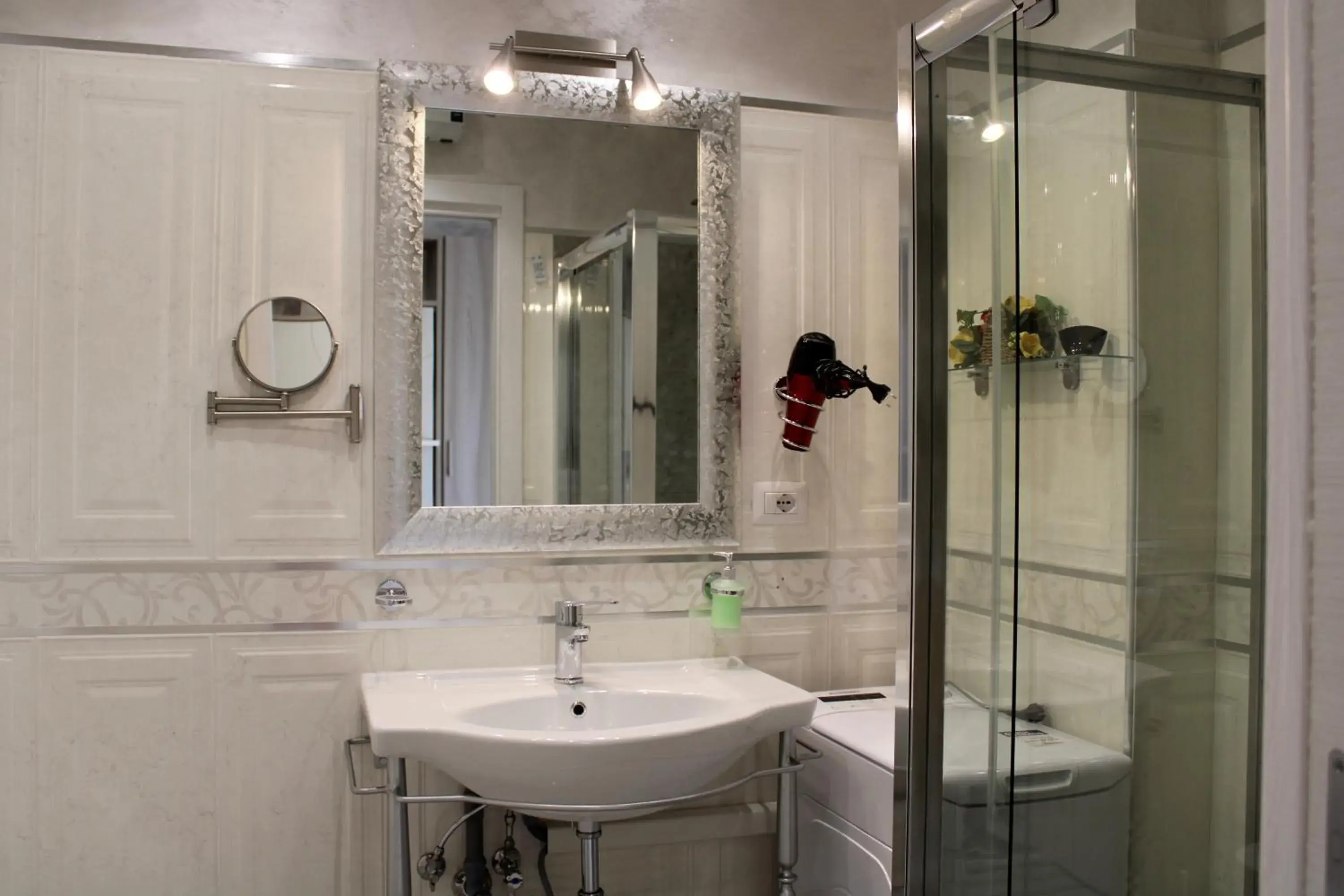 Deluxe Double Room with Extra Bed - single occupancy in MEDUSA Residence B&B Deluxe Double Room with Extra Bed - single occupancy in MEDUSA Residence B&B