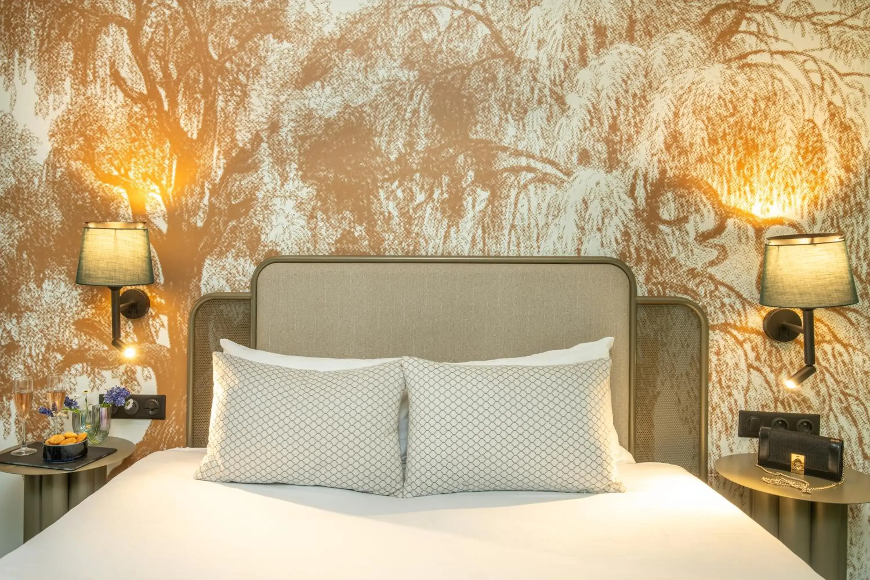 Comfort Double Room in Avalon Hotel Comfort Double Room in Avalon Hotel