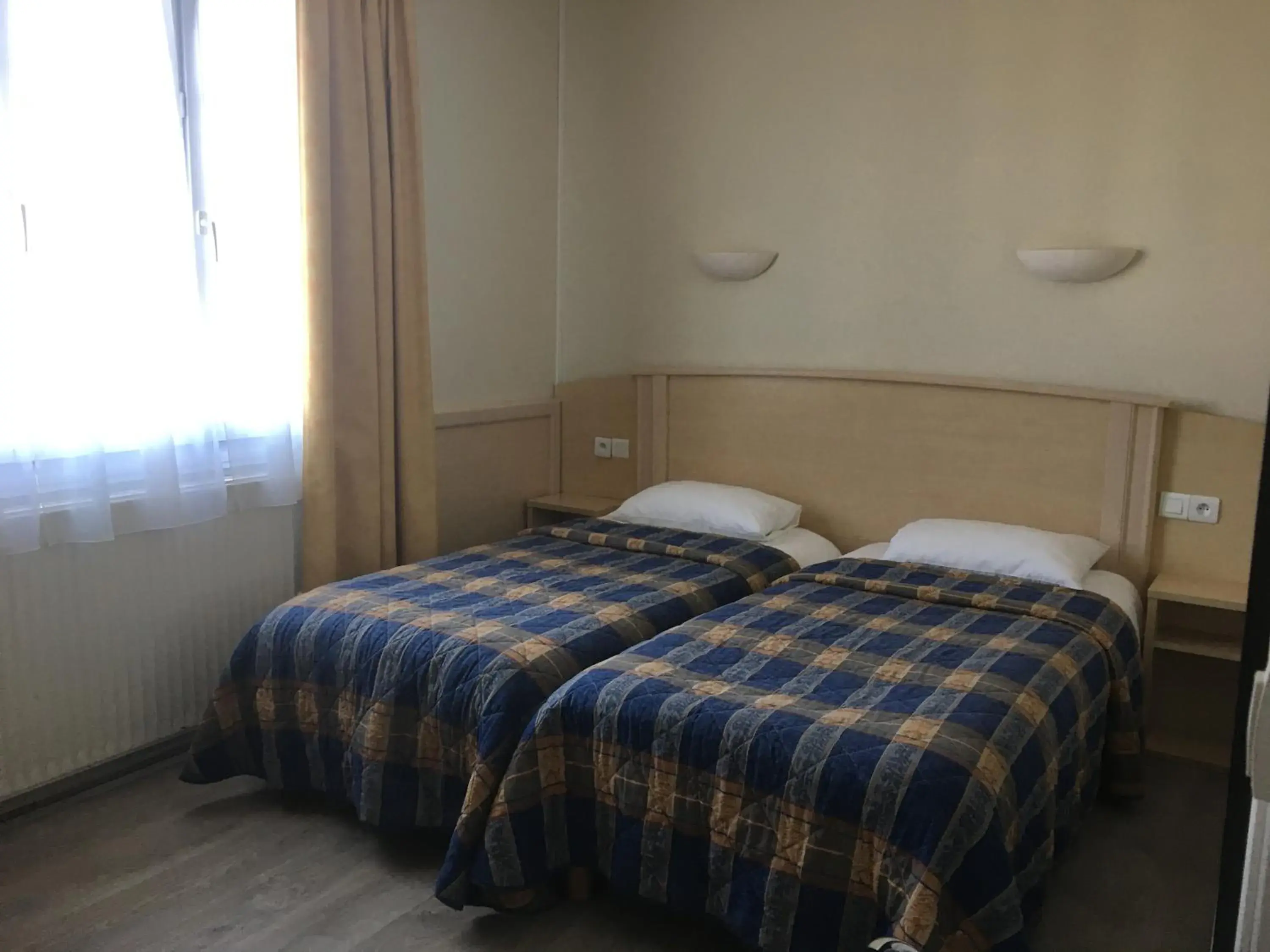 Family Room (4 people) in Hotel De La Mer Family Room (4 people) in Hotel De La Mer