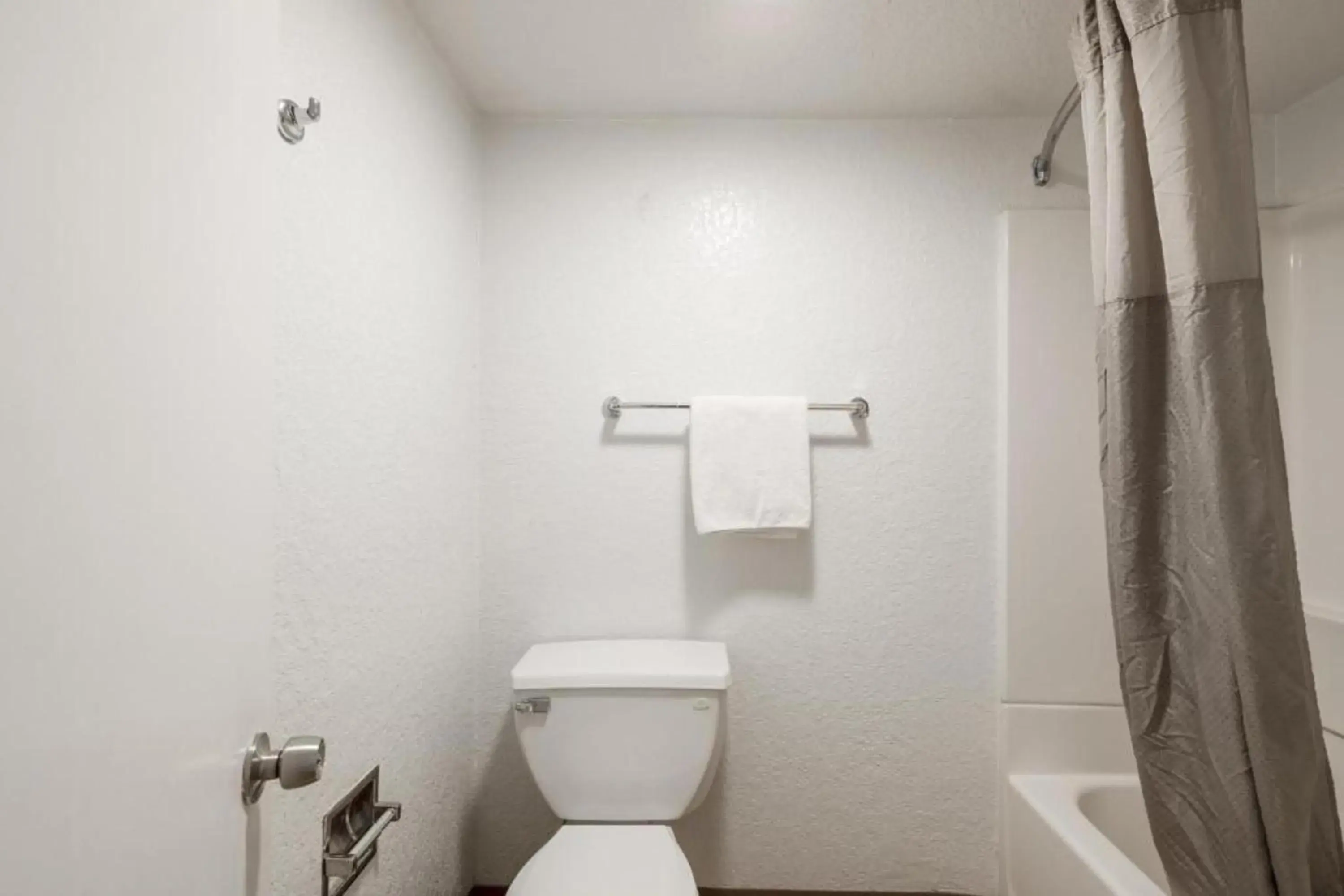 2 Queen Bed in OYO Hotel Houston Katy Freeway 2 Queen Bed in OYO Hotel Houston Katy Freeway