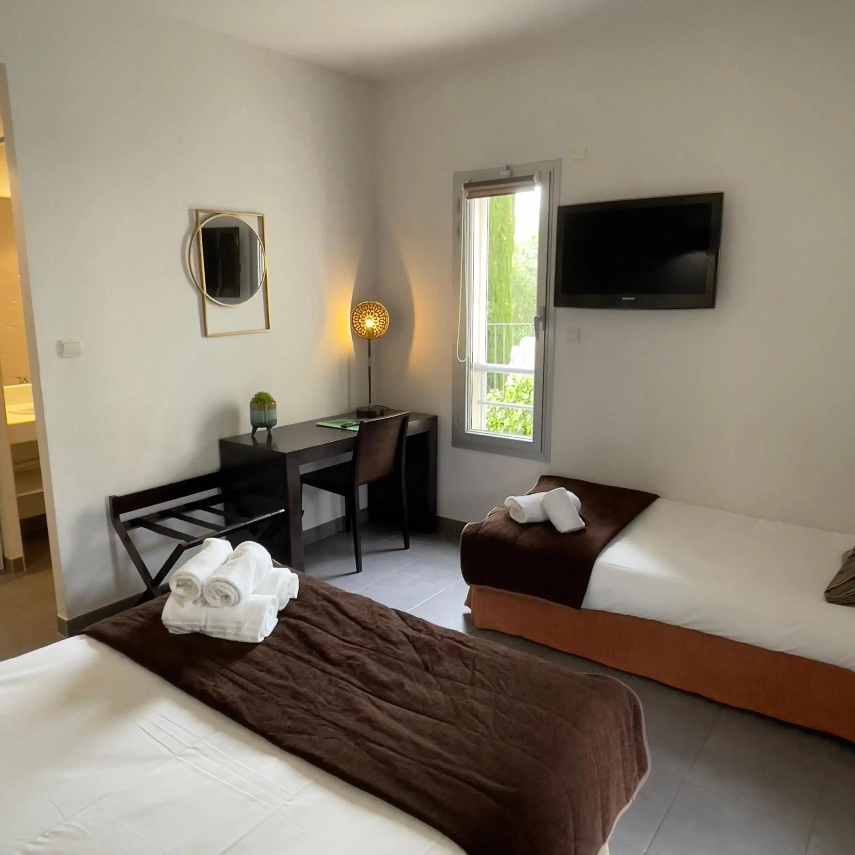 Triple Room in Patio De Violette Triple Room in Patio De Violette