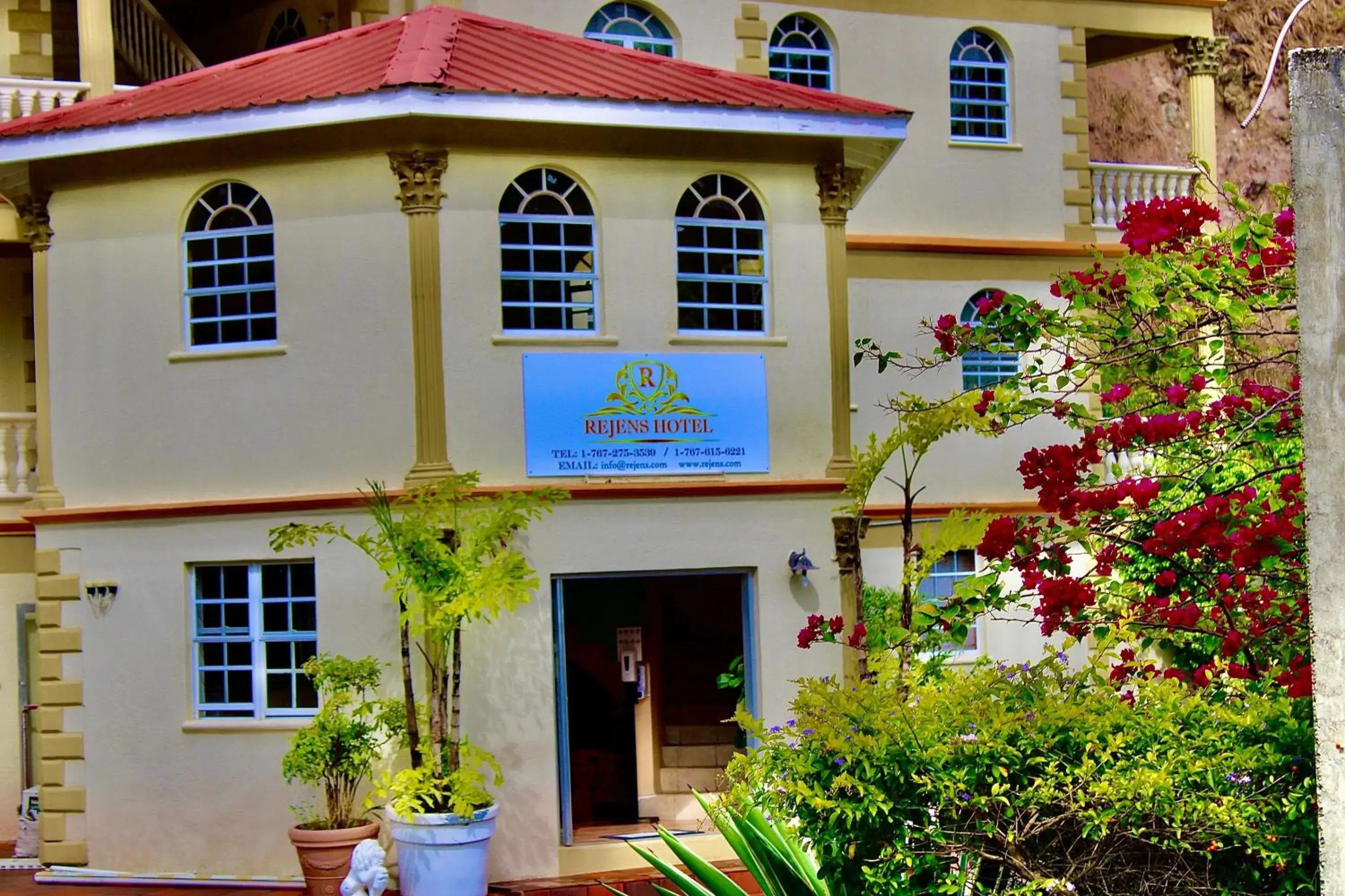 Rejens Hotel Rejens Hotel