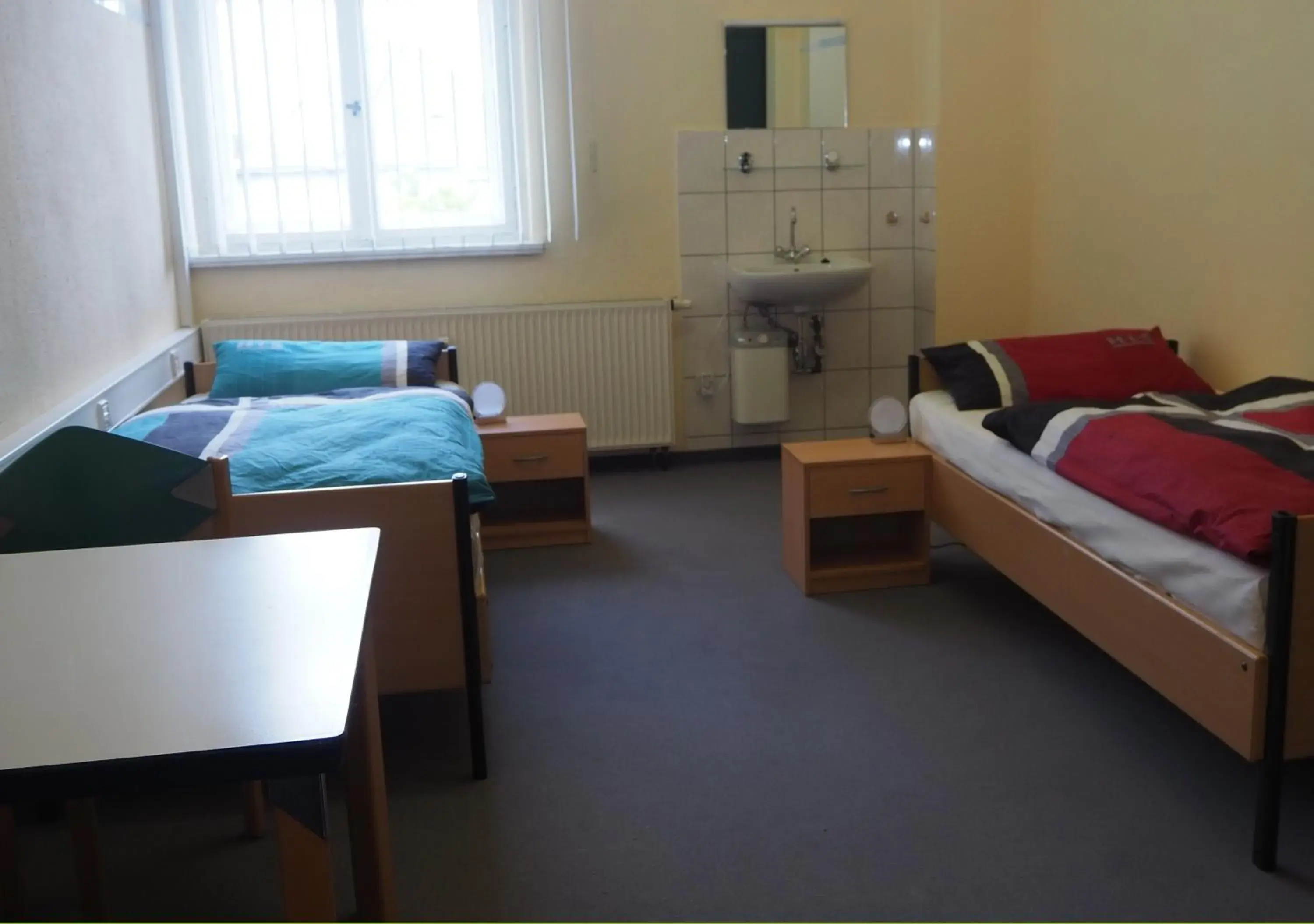 Twin Room - single occupancy in Hostel jo-si Twin Room - single occupancy in Hostel jo-si