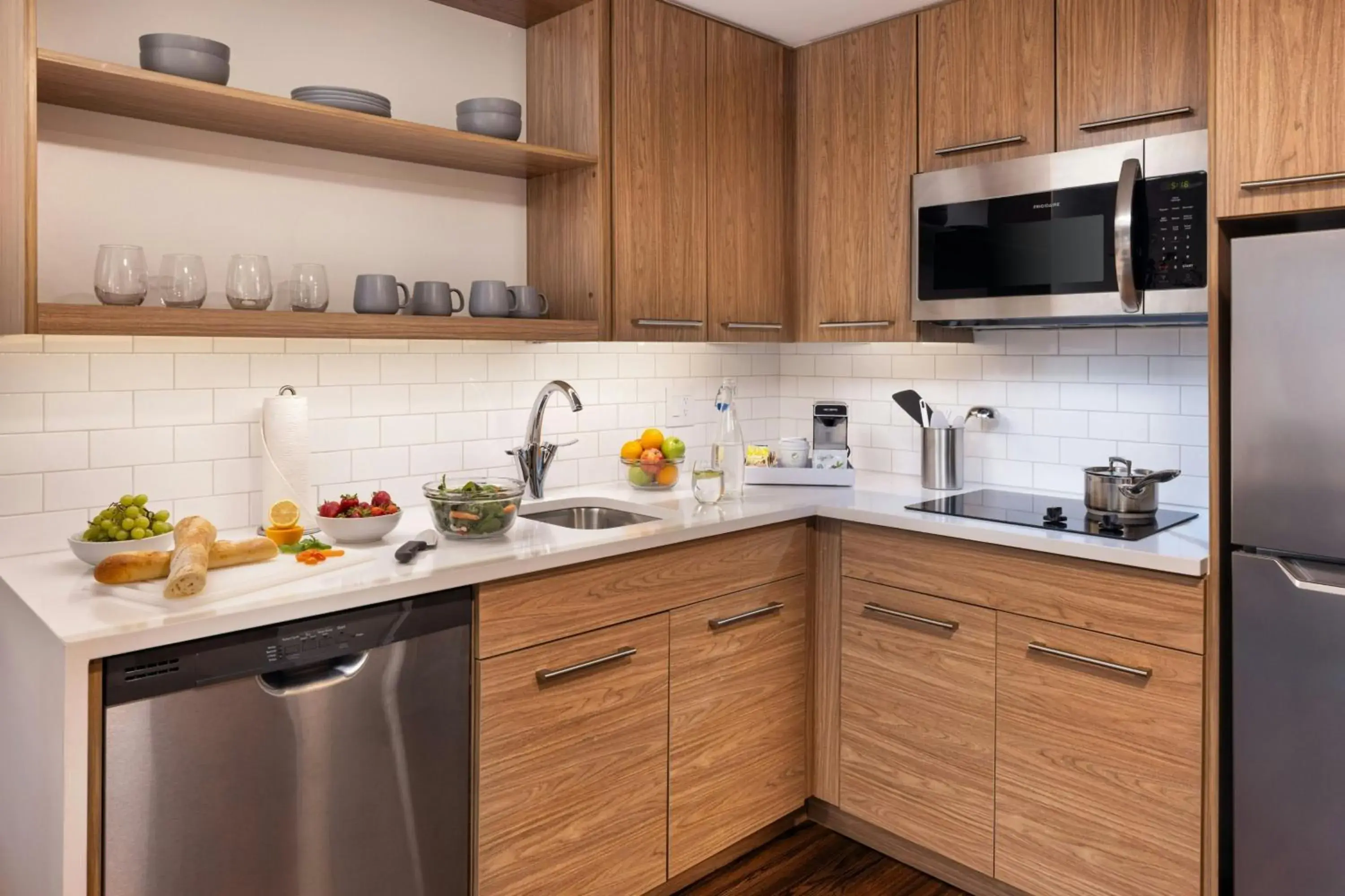 Queen Studio with Sofa Bed - Hearing Accessible in Element Minneapolis Downtown North Loop Queen Studio with Sofa Bed - Hearing Accessible in Element Minneapolis Downtown North Loop