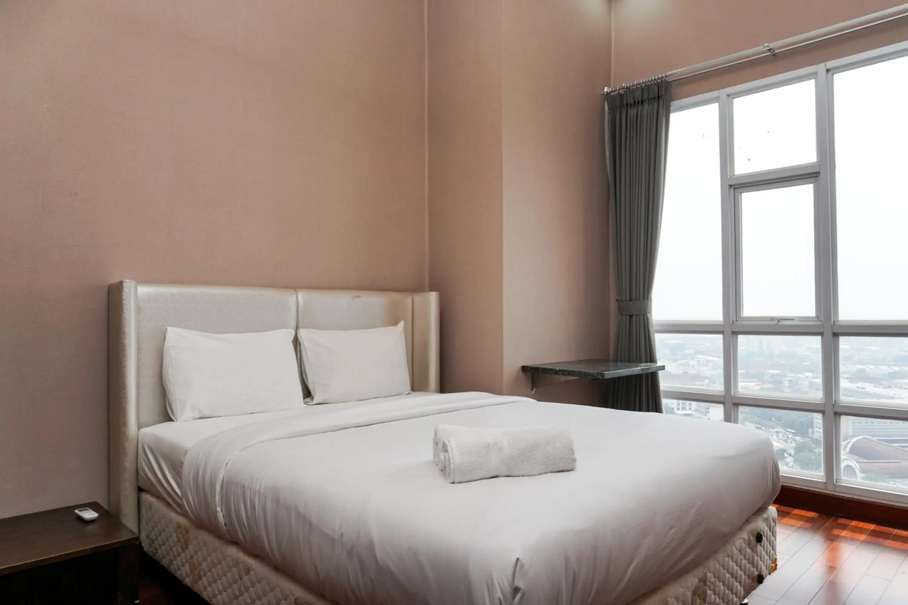 Fabulous 2BR Apartment Lucky Tower Residence By Travelio Fabulous 2BR Apartment Lucky Tower Residence By Travelio