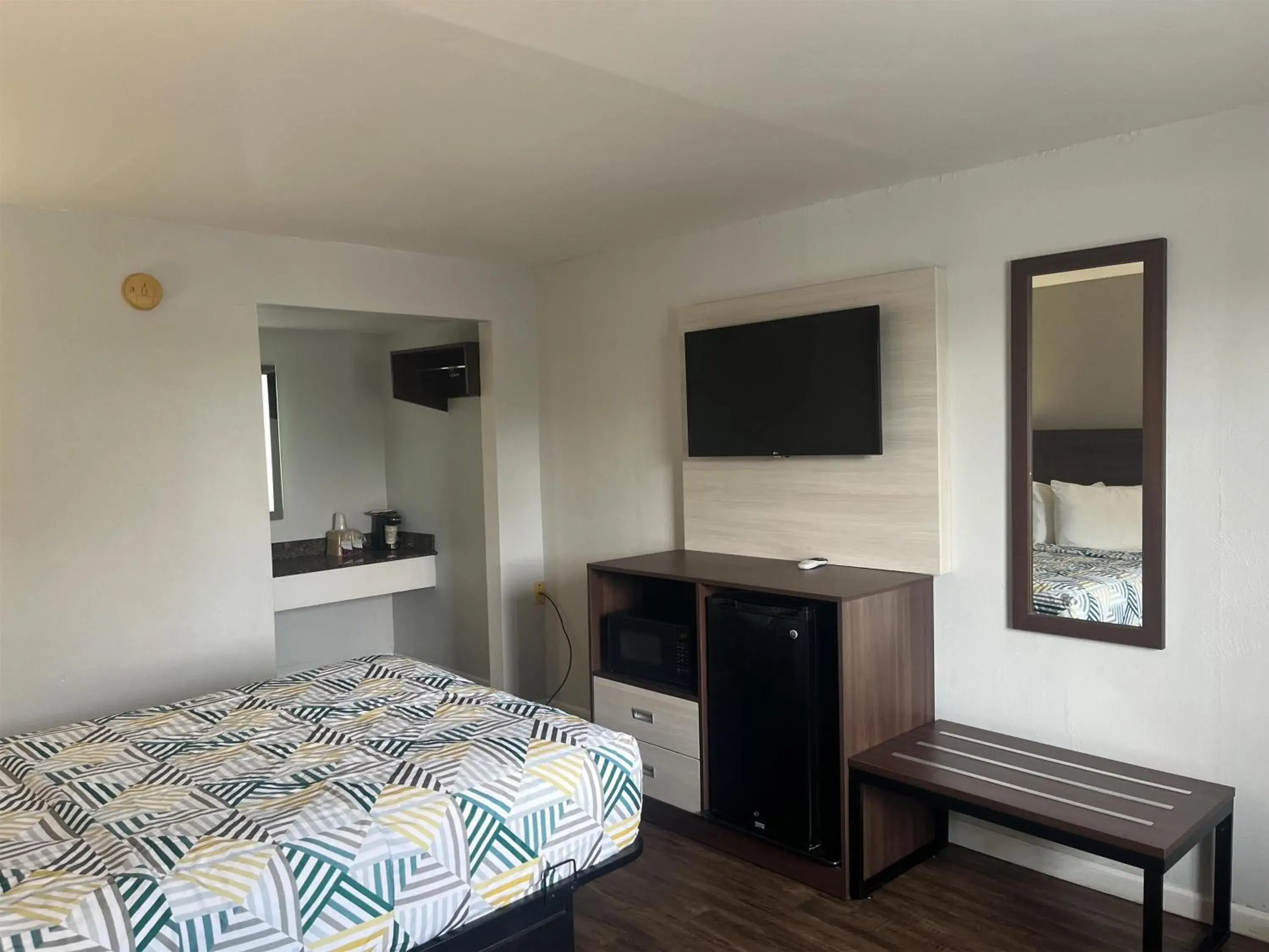 Double Room - Non-Smoking in Motel 6 Saint George, SC – I-95 Double Room - Non-Smoking in Motel 6 Saint George, SC – I-95