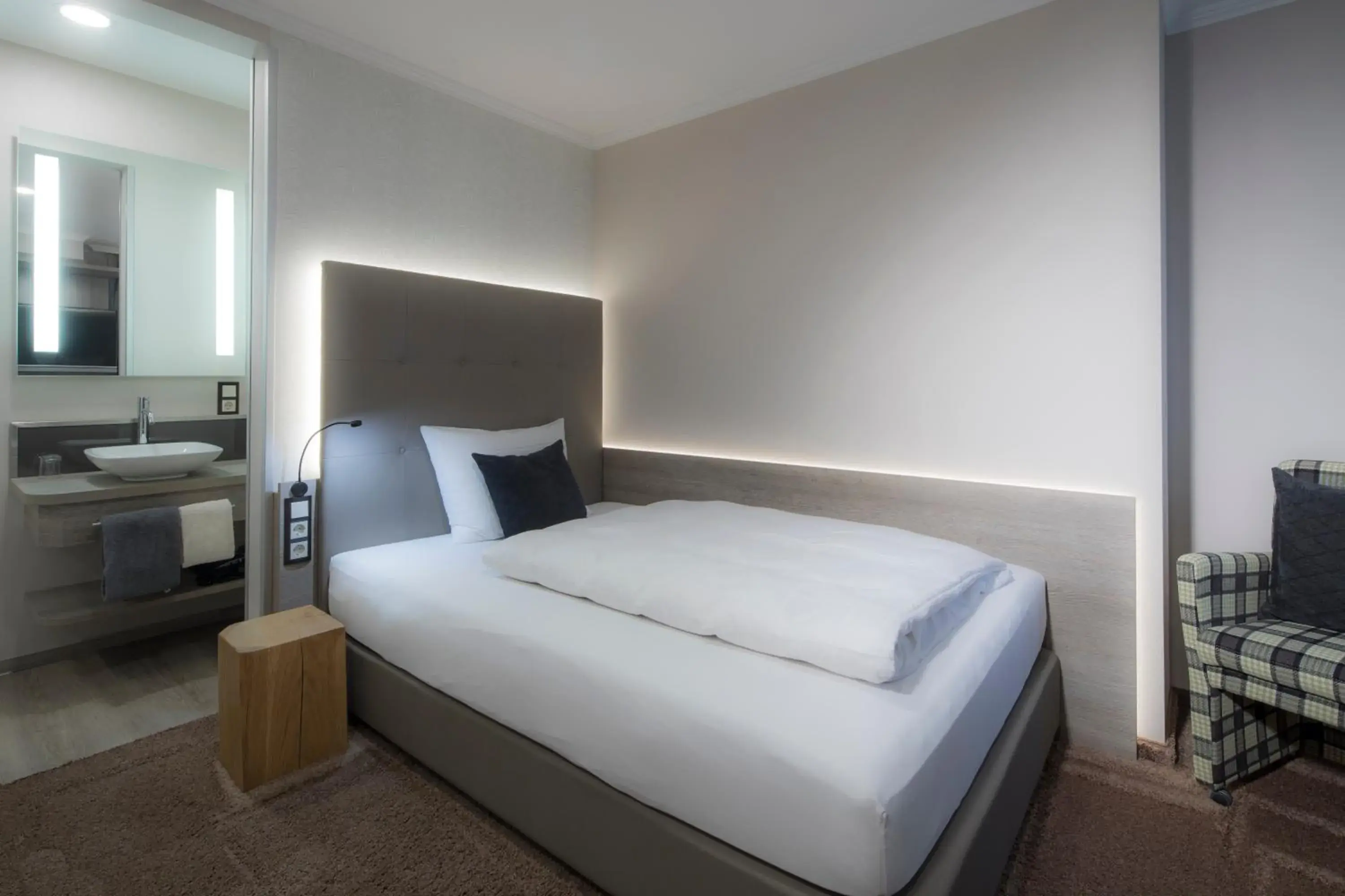 Single Room in Hotel Menge "An der Schlacht" Single Room in Hotel Menge "An der Schlacht"