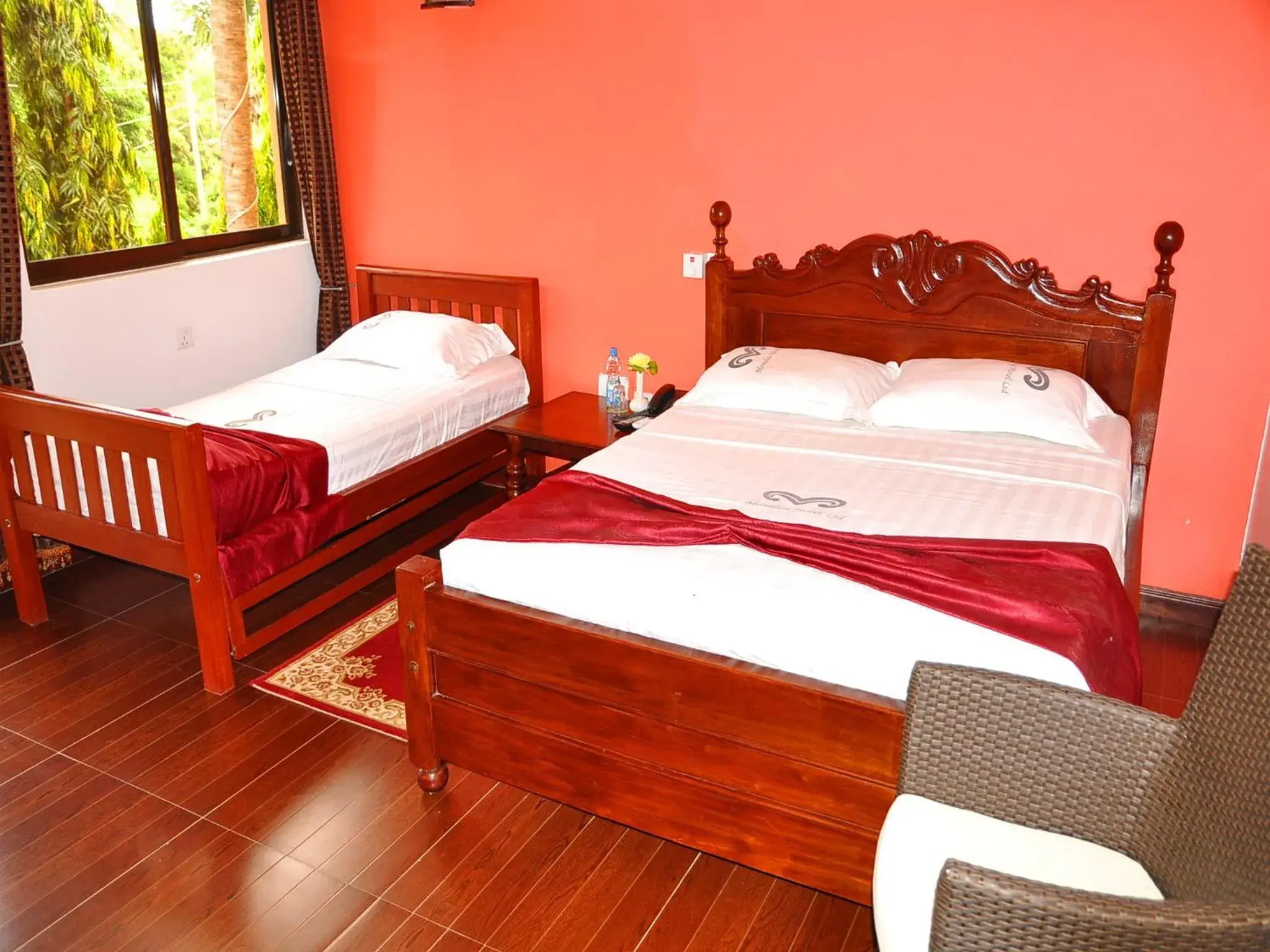 Twin Room in Monalisa Hotel Twin Room in Monalisa Hotel