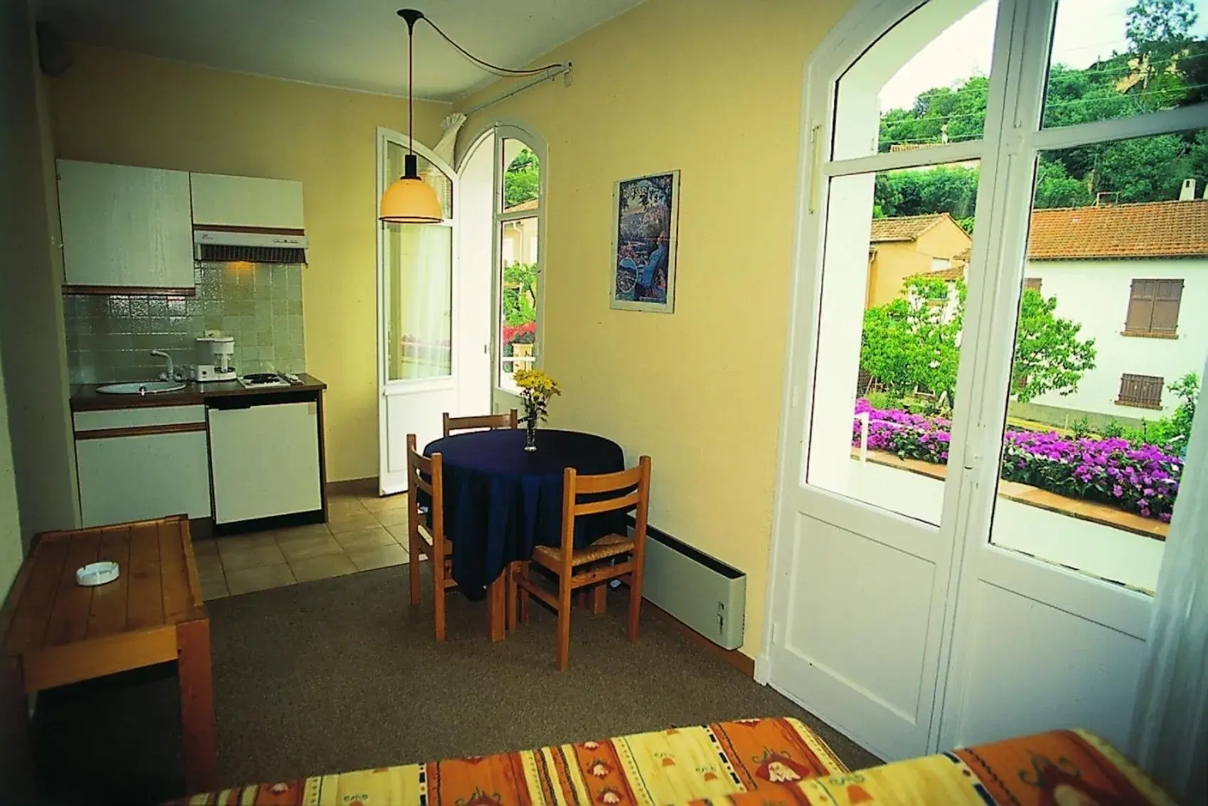 Superior Double Room in Hôtel Lou Paouvadou Superior Double Room in Hôtel Lou Paouvadou