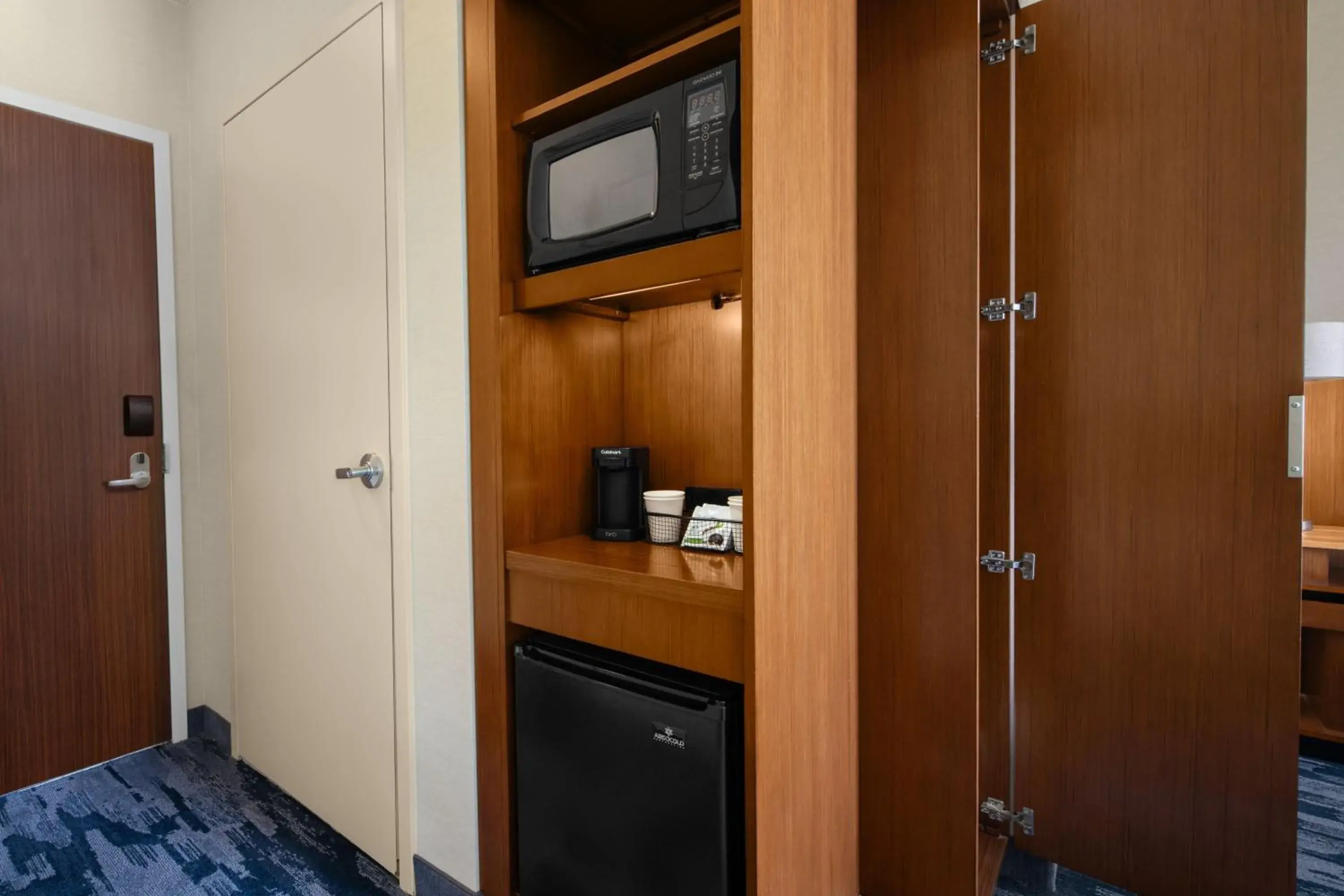 Executive Suite, 2 Queen, Sofa bed in Fairfield Inn & Suites by Marriott Tustin Orange County Executive Suite, 2 Queen, Sofa bed in Fairfield Inn & Suites by Marriott Tustin Orange County