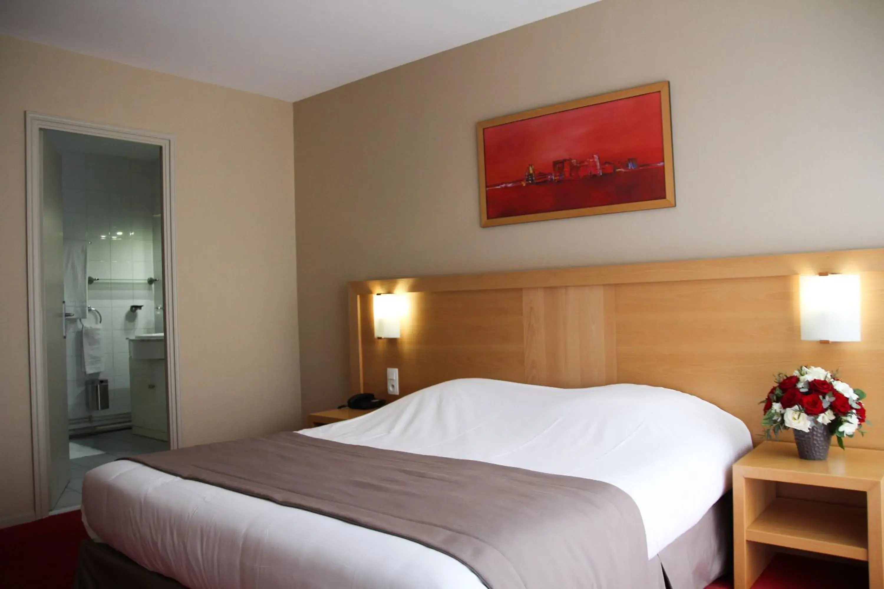 Double Room in Le Regina Hôtel restaurant Double Room in Le Regina Hôtel restaurant