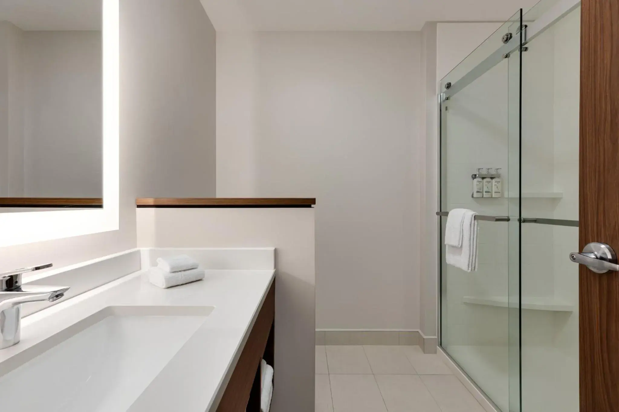 Queen Suite with Two Queen Beds in Holiday Inn Express & Suites - Dalton - Walnut Ave by IHG Queen Suite with Two Queen Beds in Holiday Inn Express & Suites - Dalton - Walnut Ave by IHG