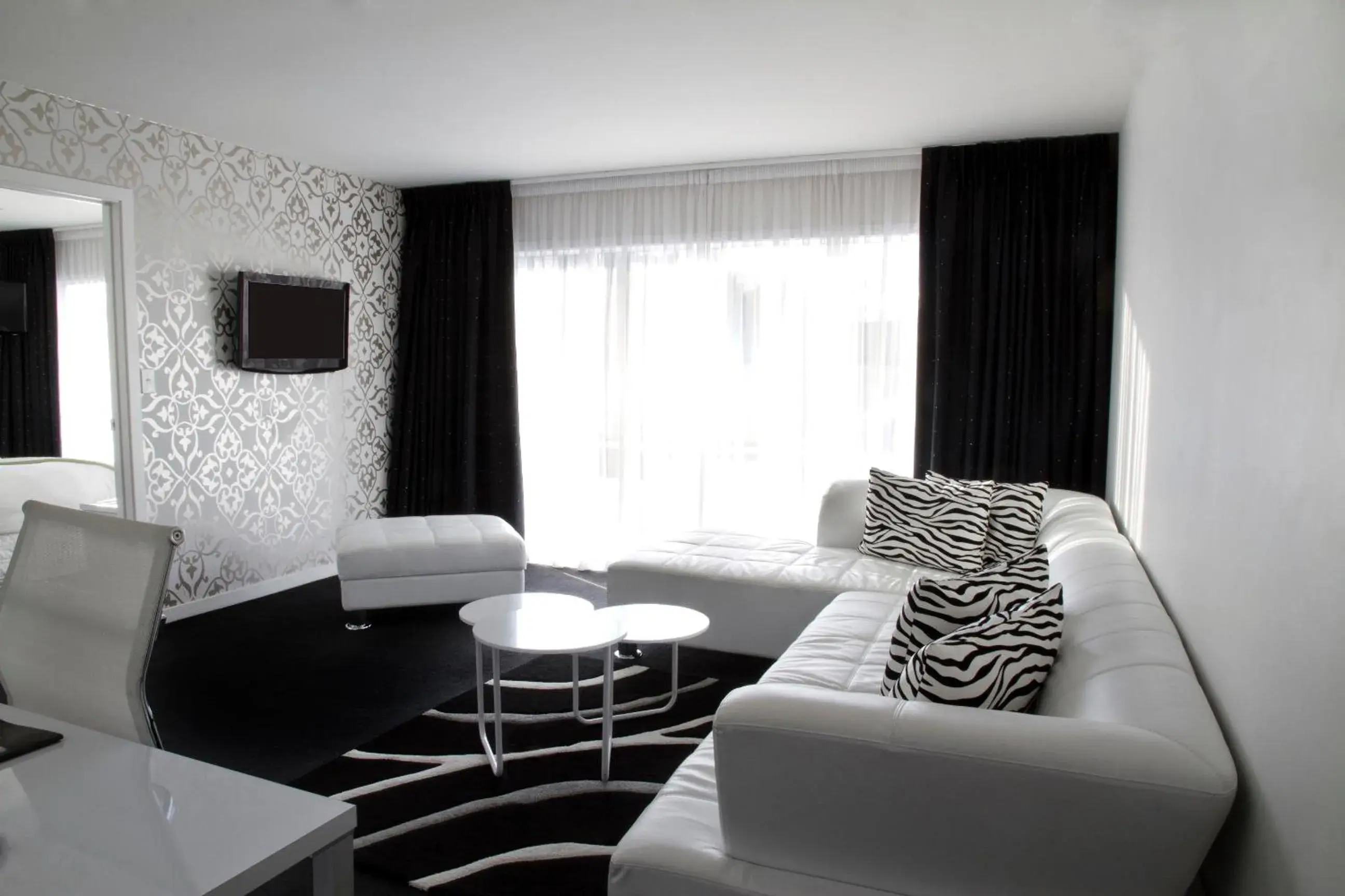 Executive Two-Bedroom Suite in Regent of Rotorua Boutique Hotel Executive Two-Bedroom Suite in Regent of Rotorua Boutique Hotel